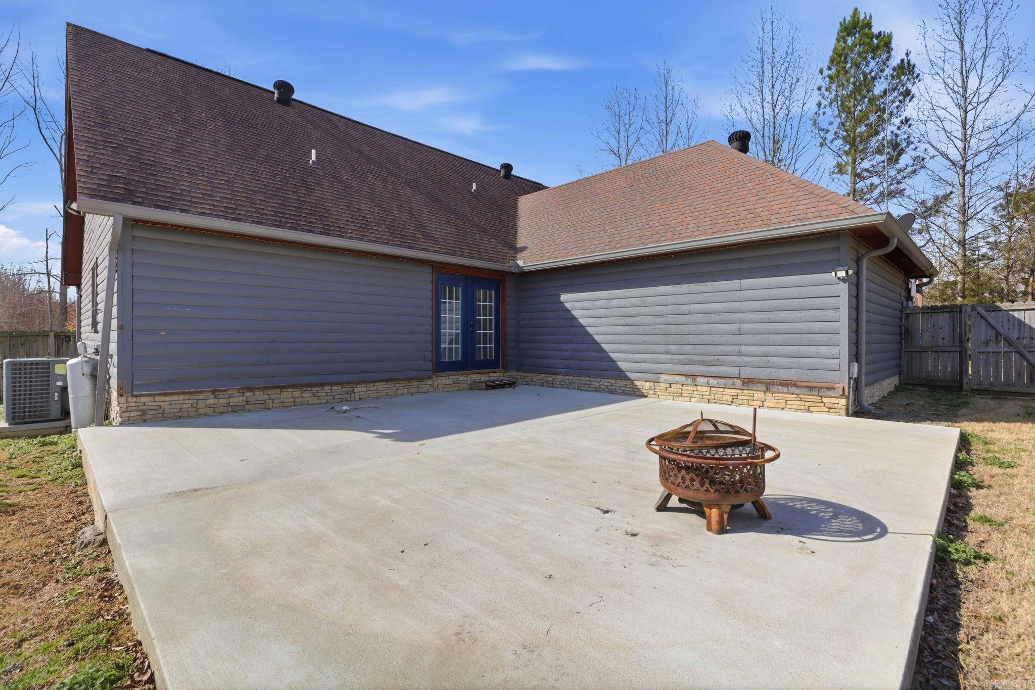 14 4th Street Property Photo 32