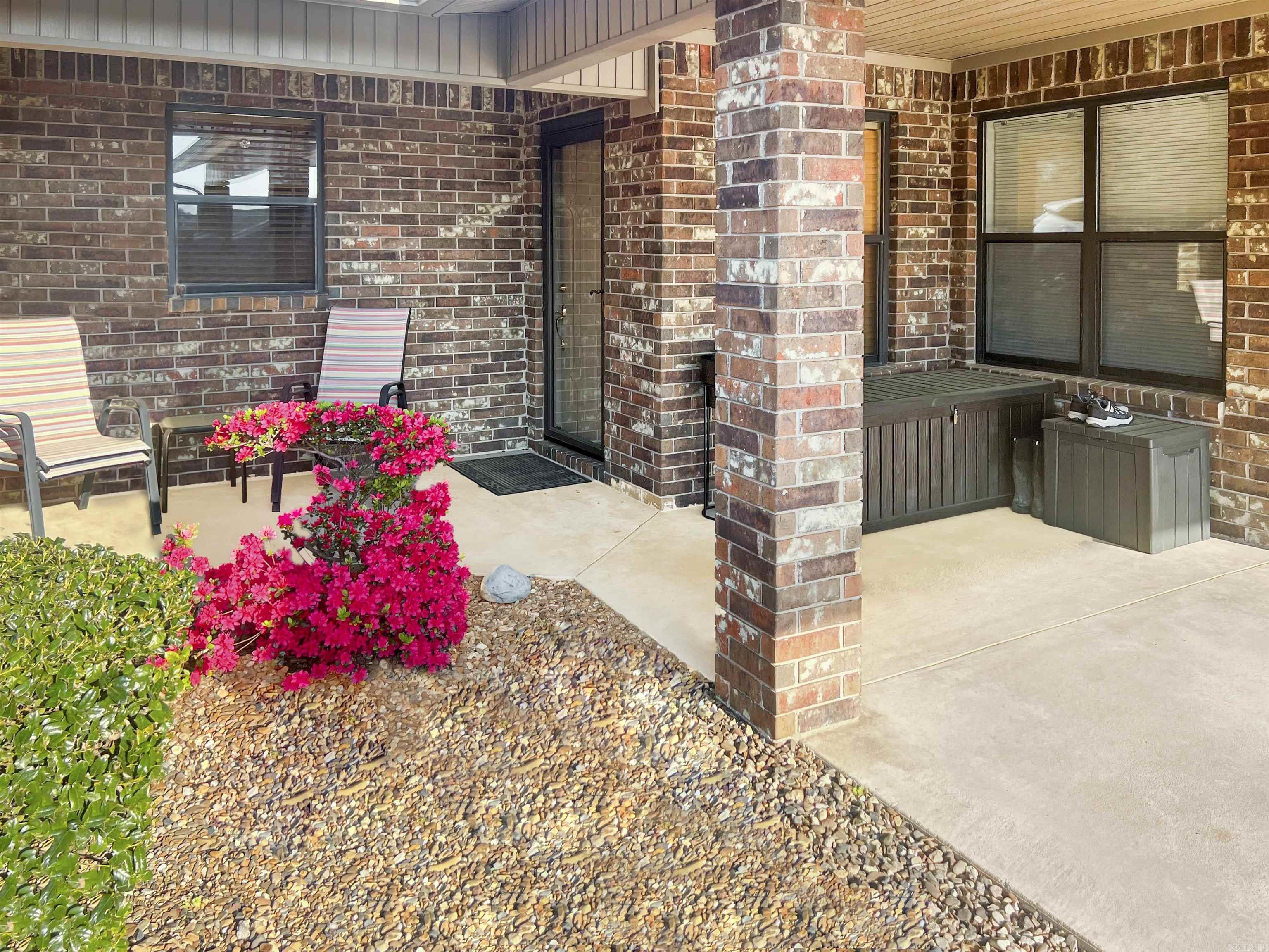 124 Corporate Terrace 15b Property Photo 1