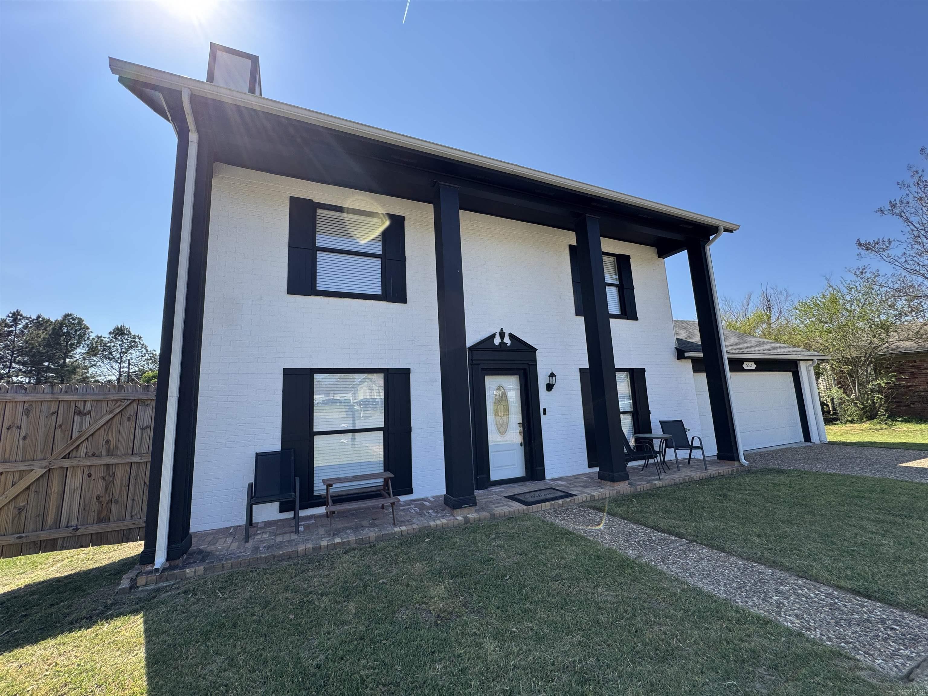 5315 Peach Leaf Cove Property Photo 3