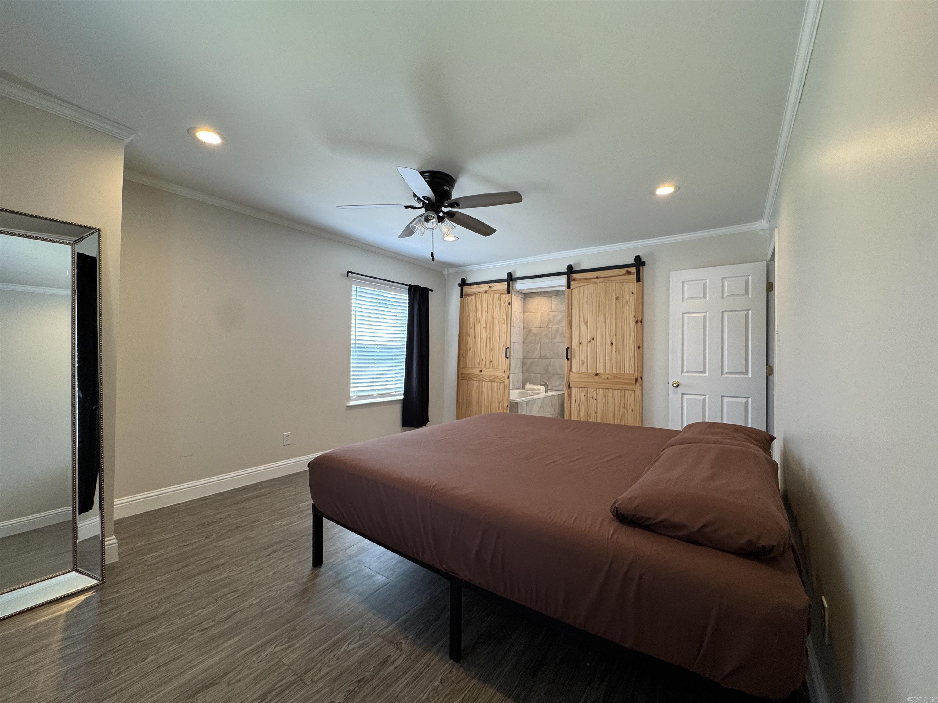 5315 Peach Leaf Cove Property Photo 13