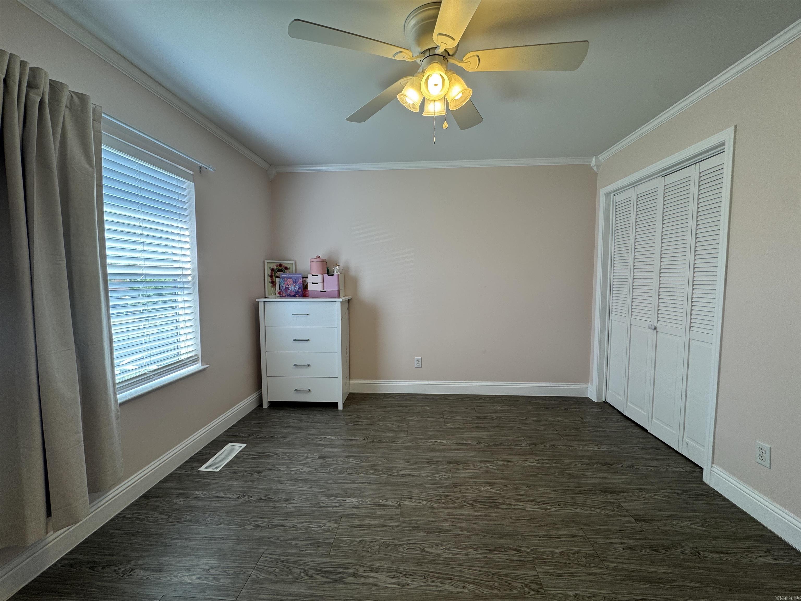 5315 Peach Leaf Cove Property Photo 17