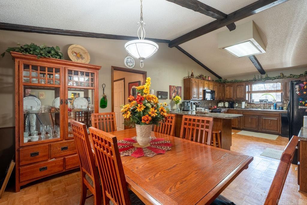 50 Linda Lane Property Photo 13