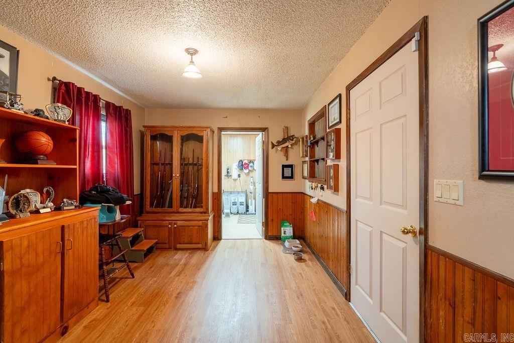 50 Linda Lane Property Photo 14