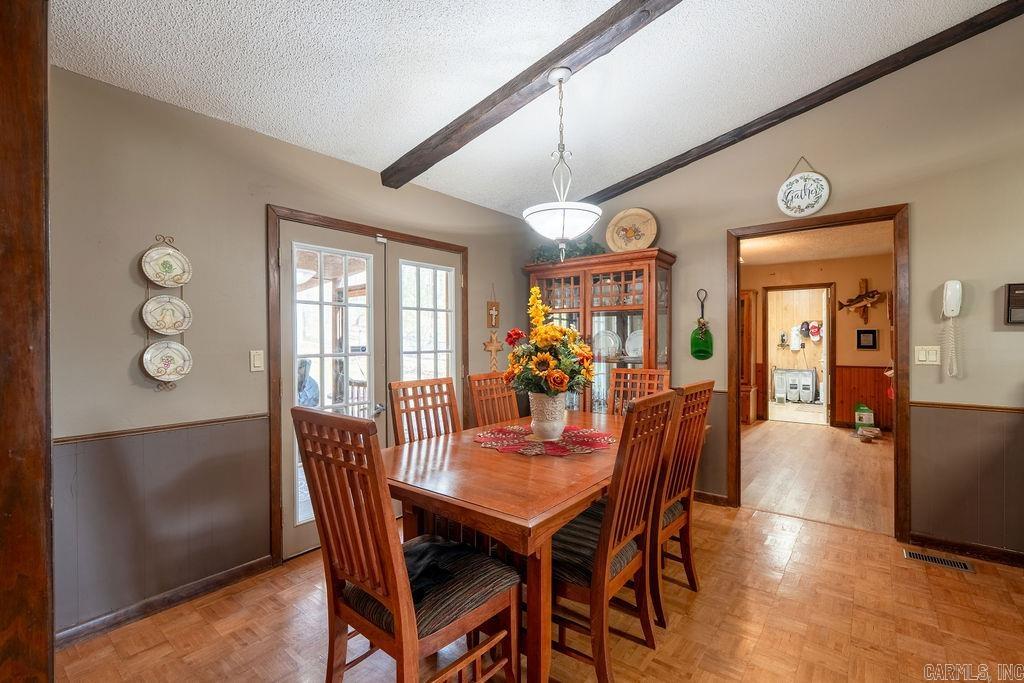 50 Linda Lane Property Photo 15