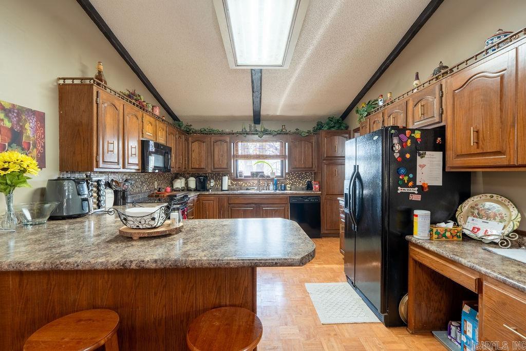 50 Linda Lane Property Photo 16