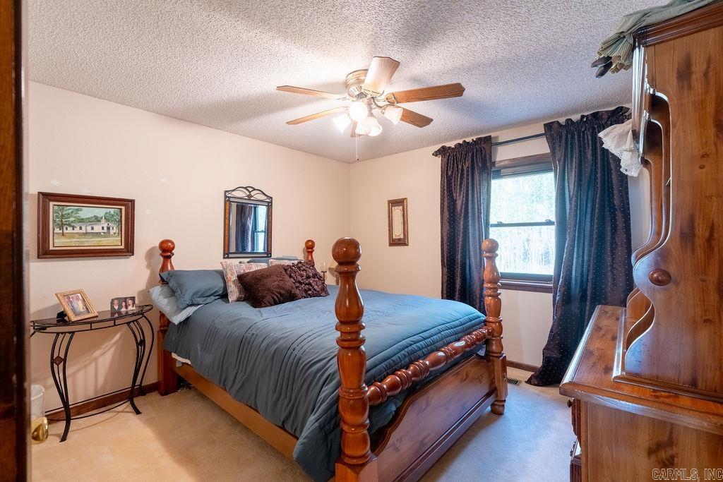 50 Linda Lane Property Photo 24