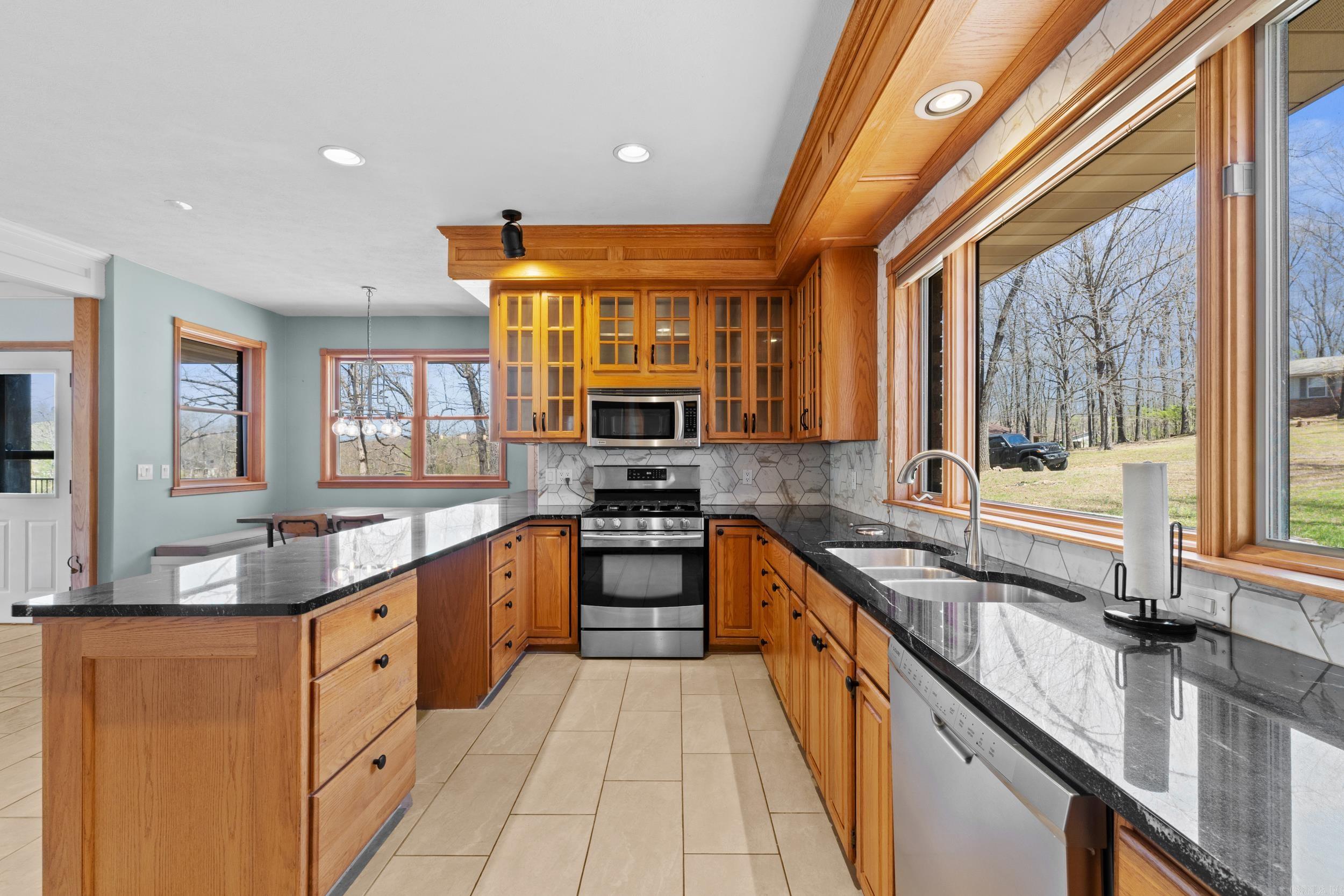 90 Lake Lane Property Photo 15