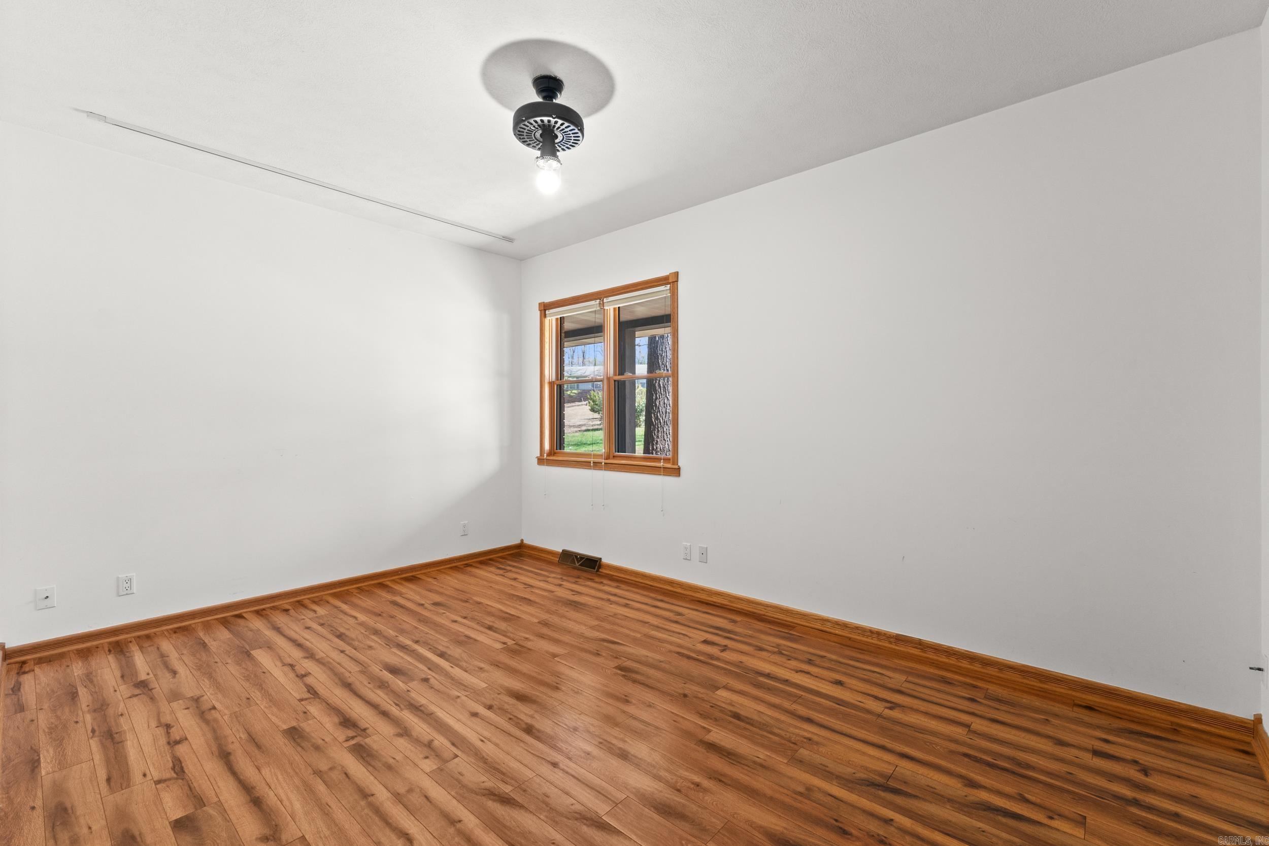 90 Lake Lane Property Photo 18