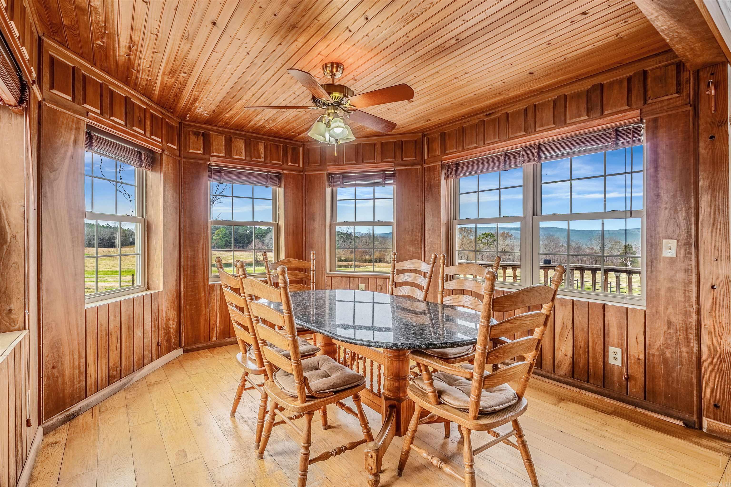 5762 Buttercreek Road Property Photo 10