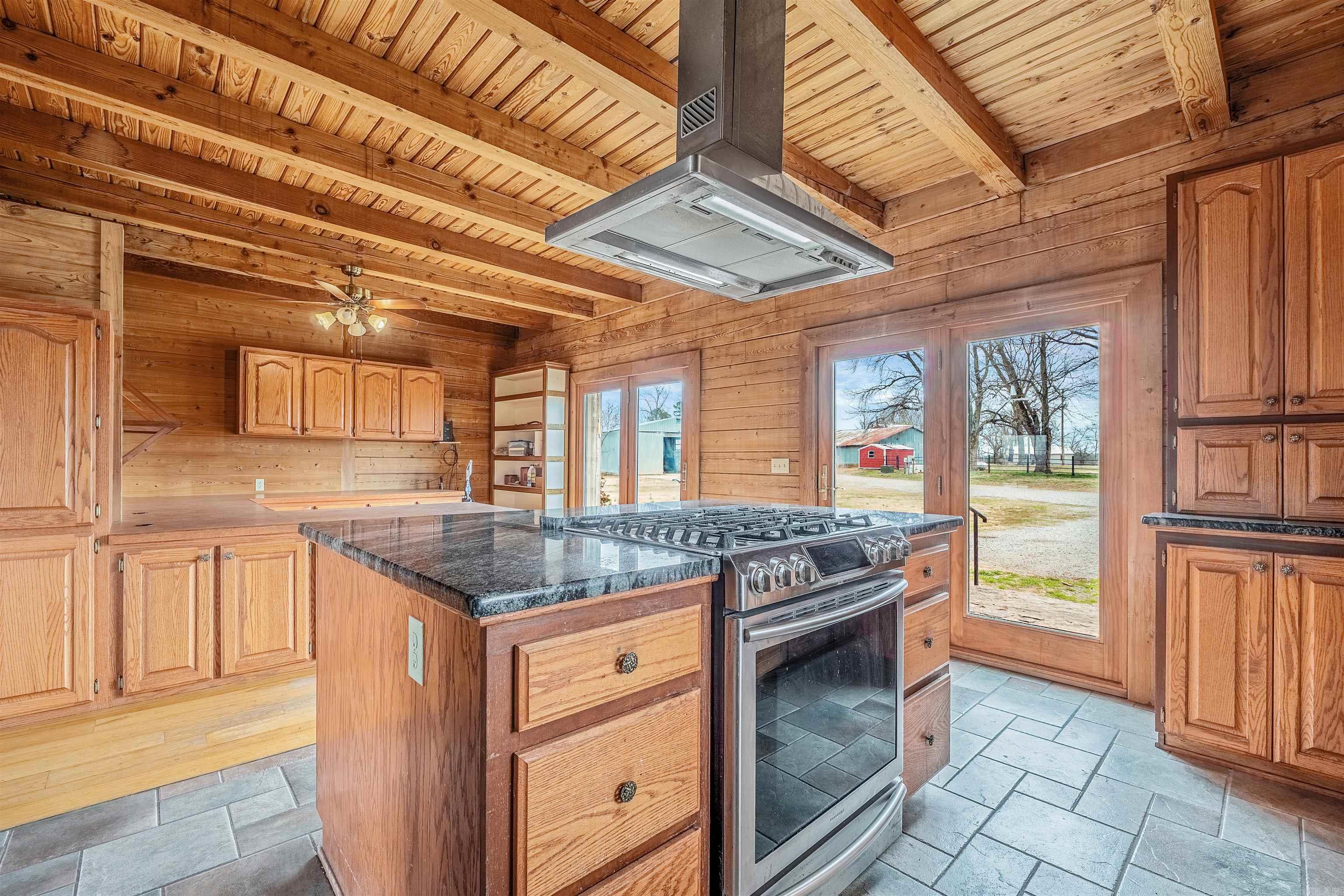 5762 Buttercreek Road Property Photo 15
