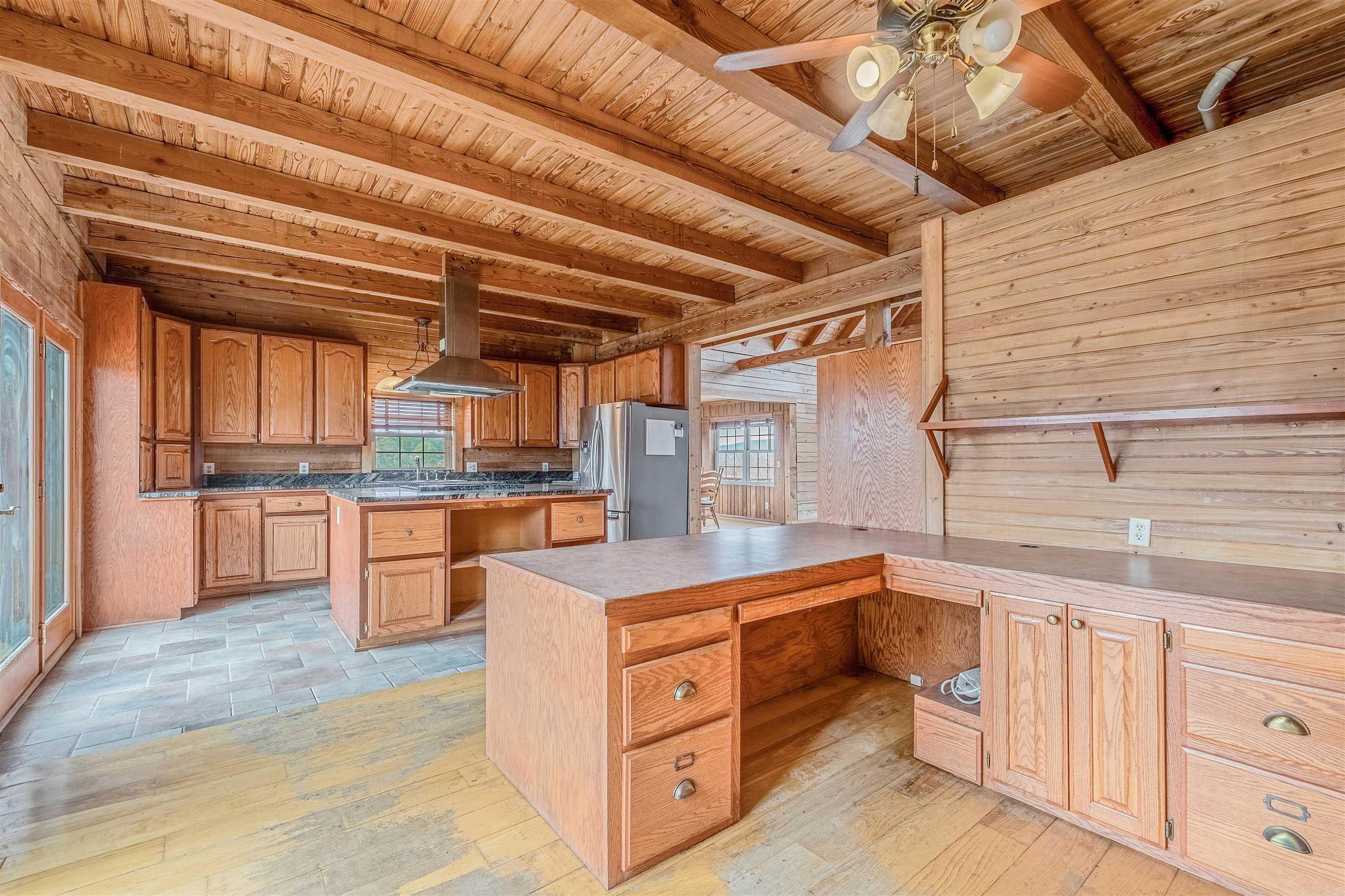 5762 Buttercreek Road Property Photo 17