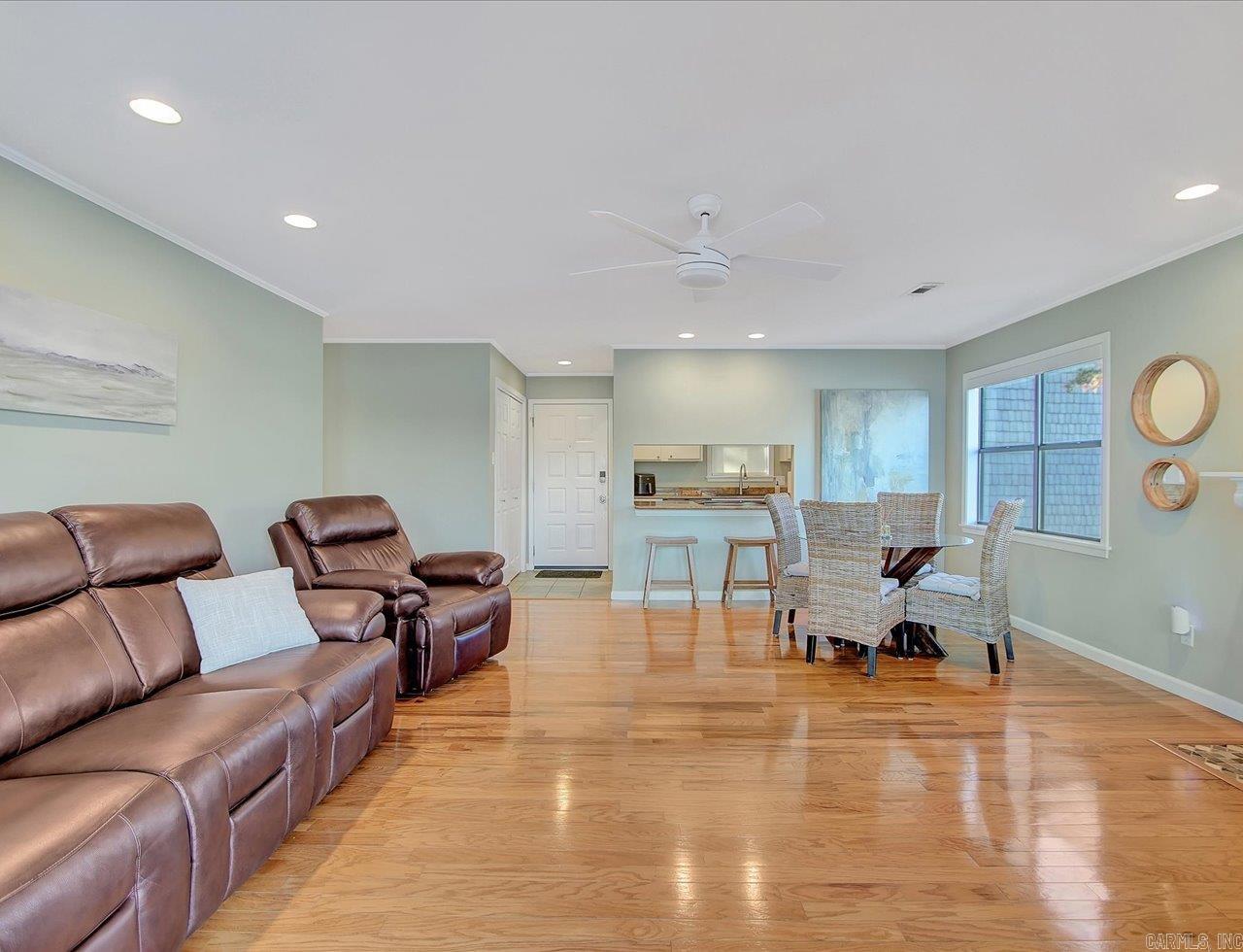 250 Grand Isle Dr 4c Property Photo 5