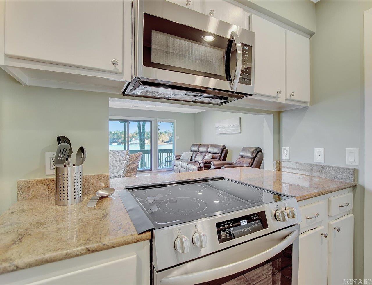 250 Grand Isle Dr 4c Property Photo 10