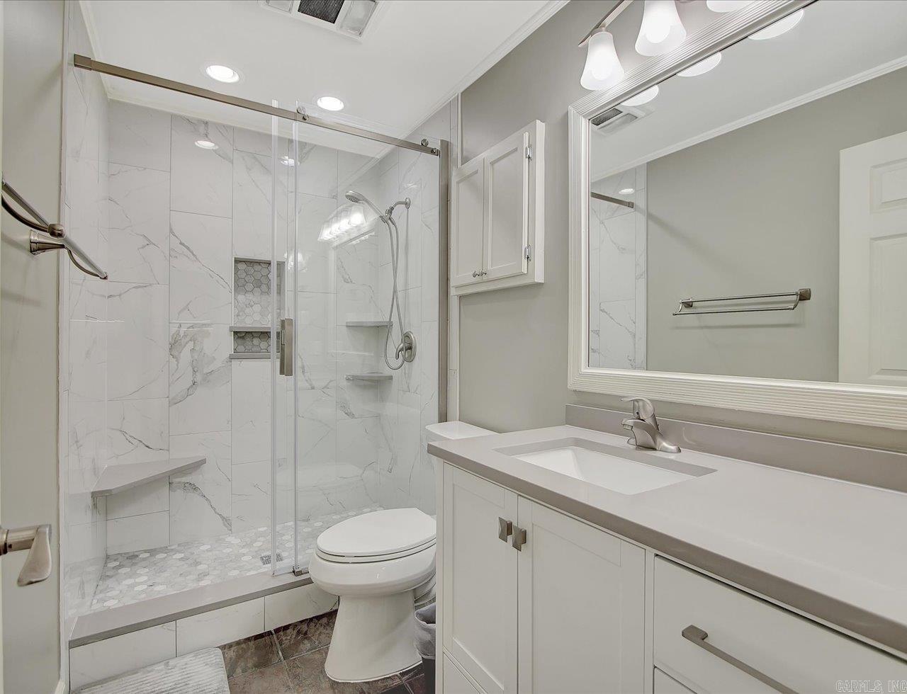 250 Grand Isle Dr 4c Property Photo 15