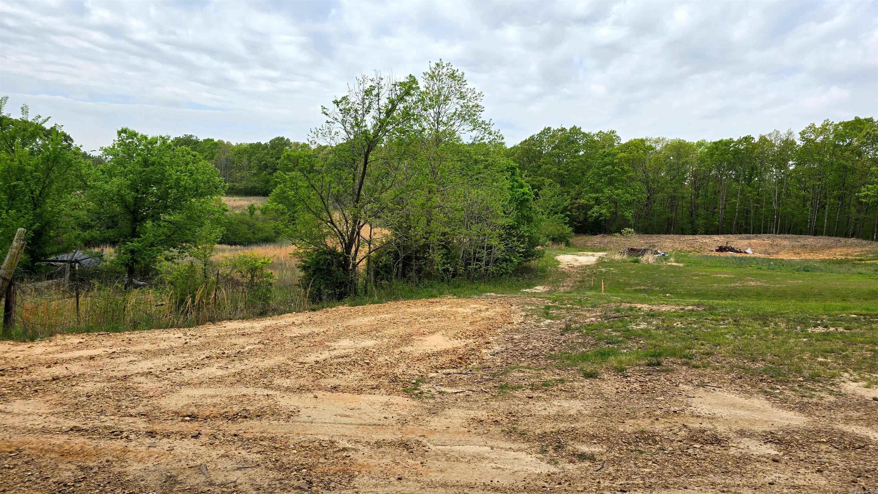 20962 Distress Creek Rd Property Photo 17