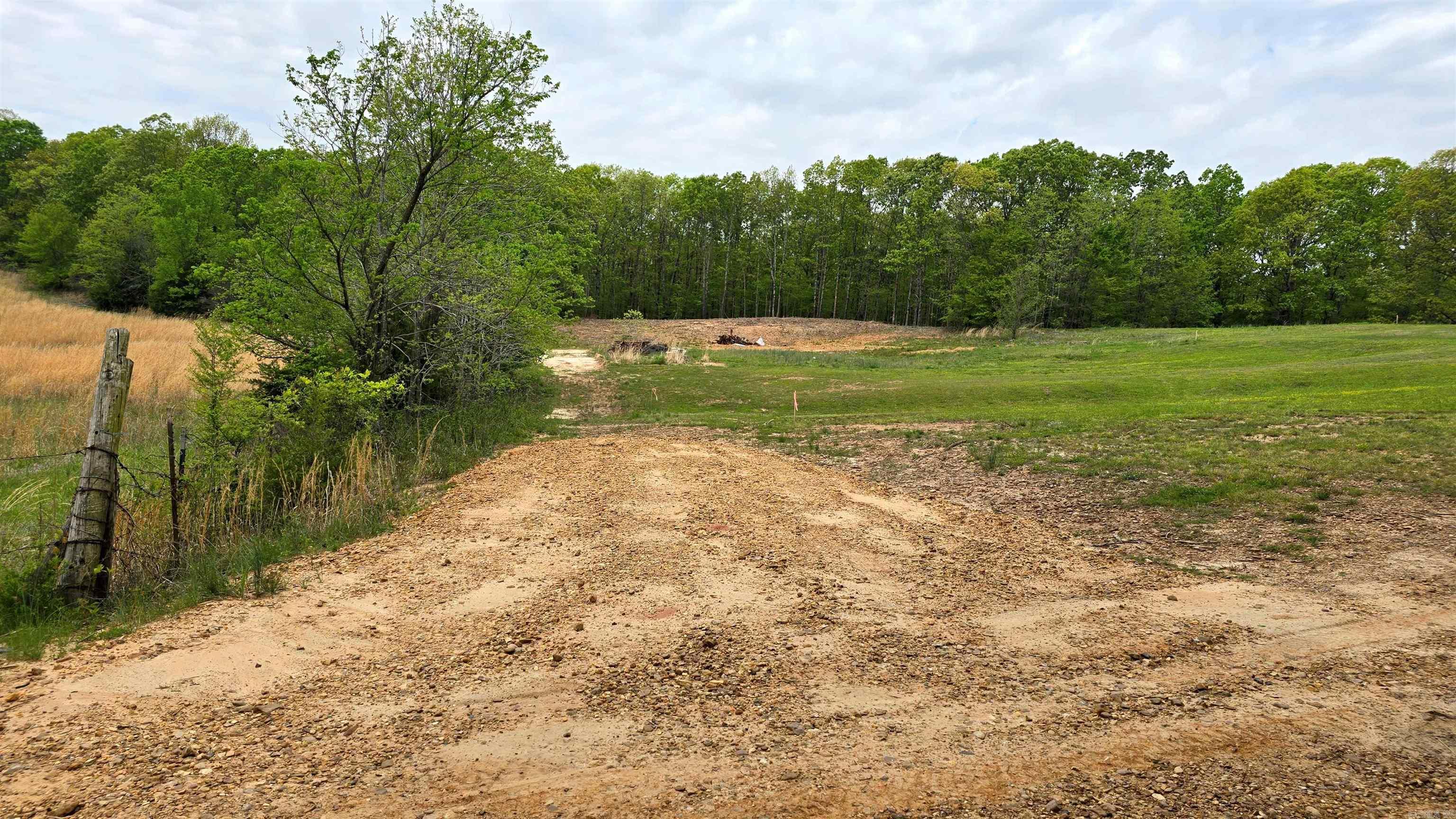 20962 Distress Creek Rd Property Photo 18