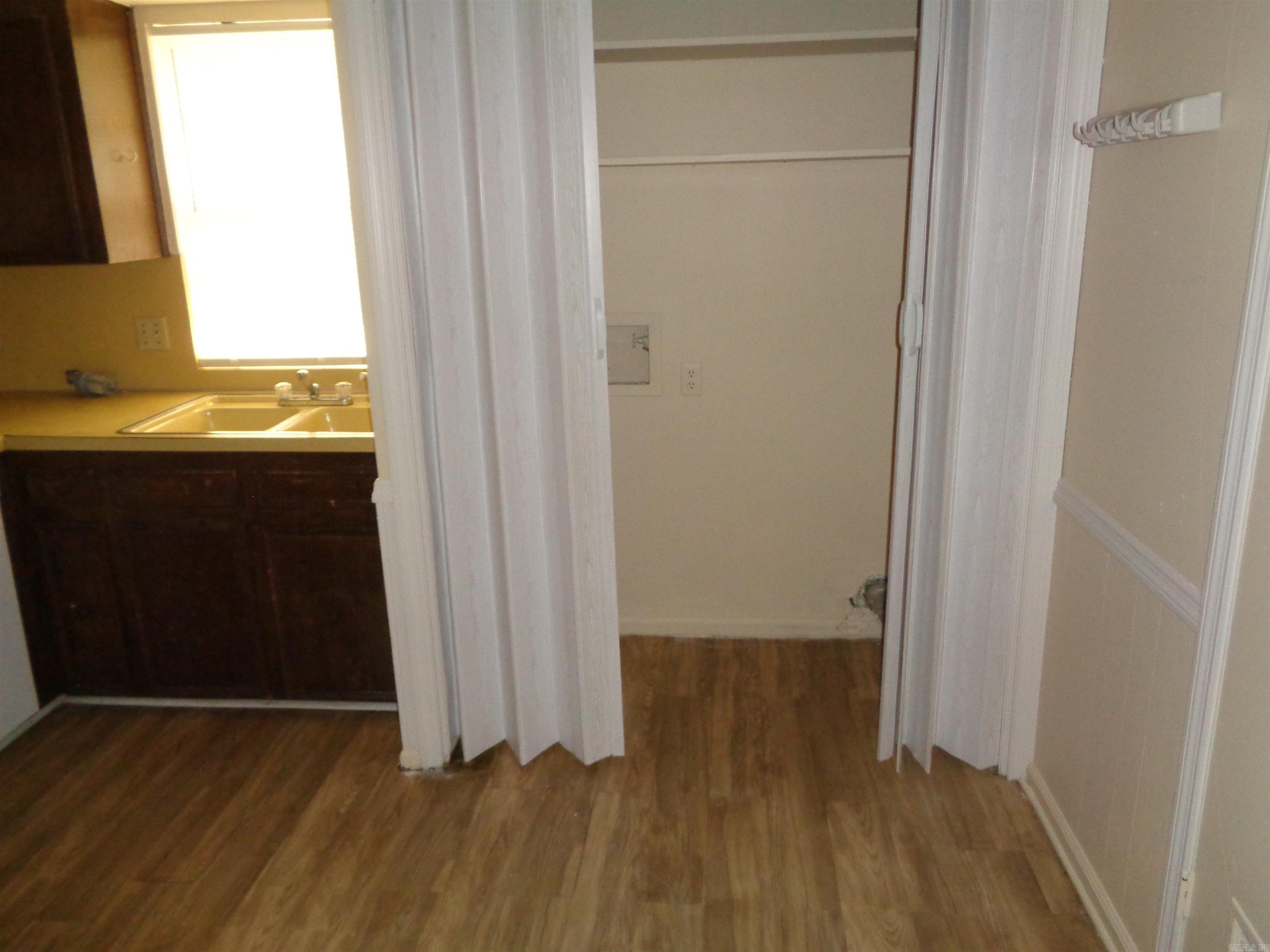 11123 Beverly Hills Drive Property Photo 8