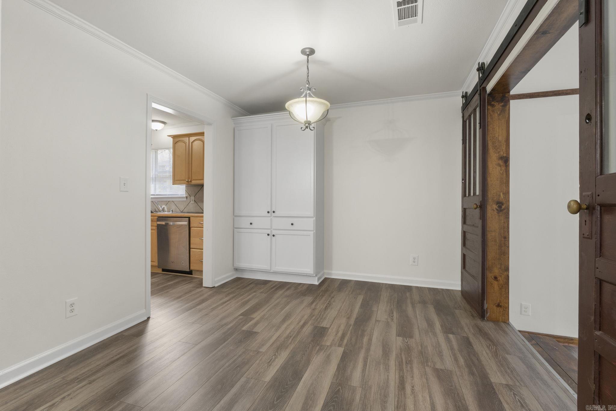 16 Perin Road Property Photo 10