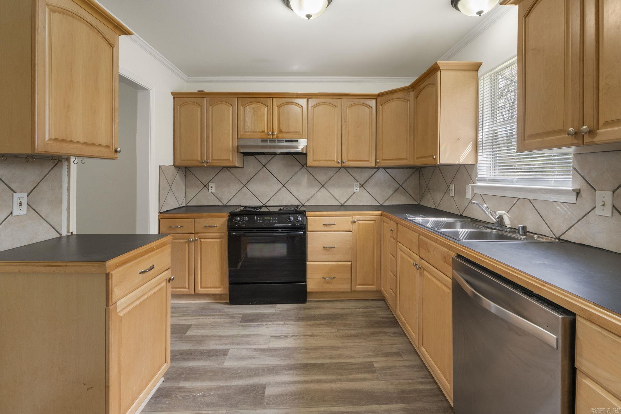 16 Perin Road Property Photo 12