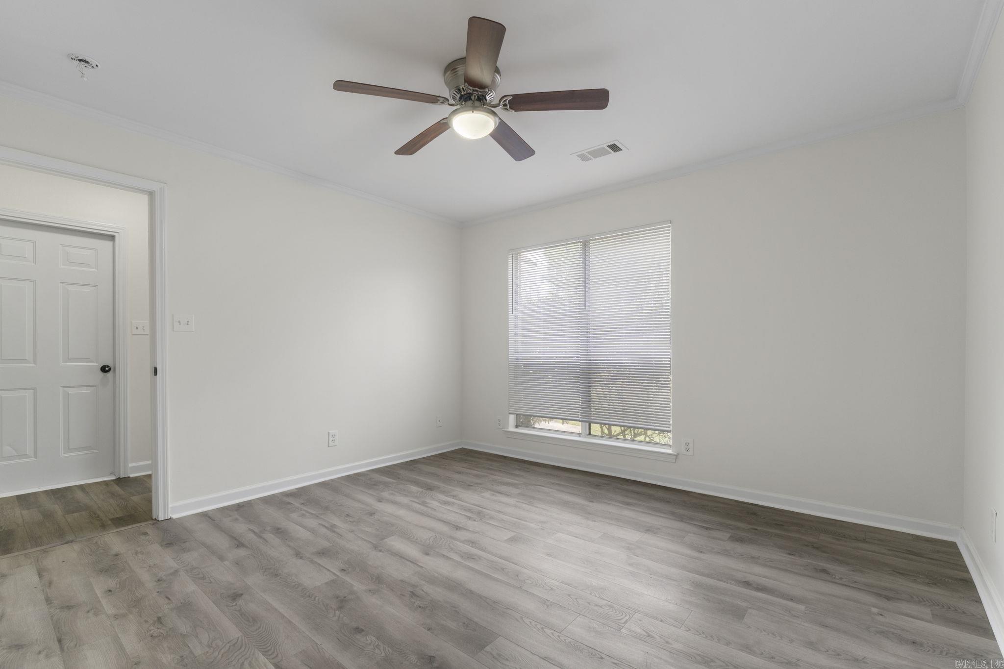16 Perin Road Property Photo 25