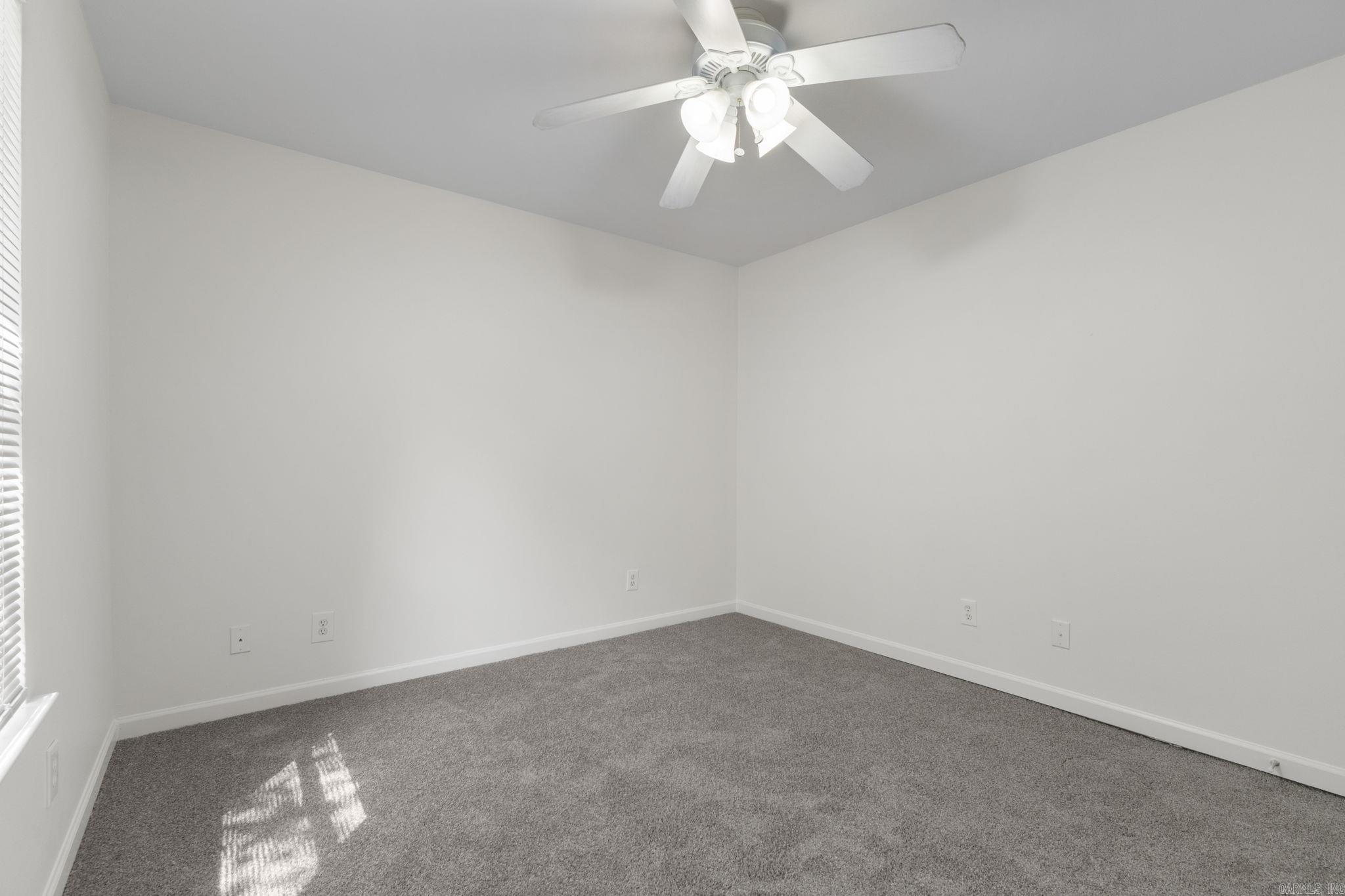 16 Perin Road Property Photo 31