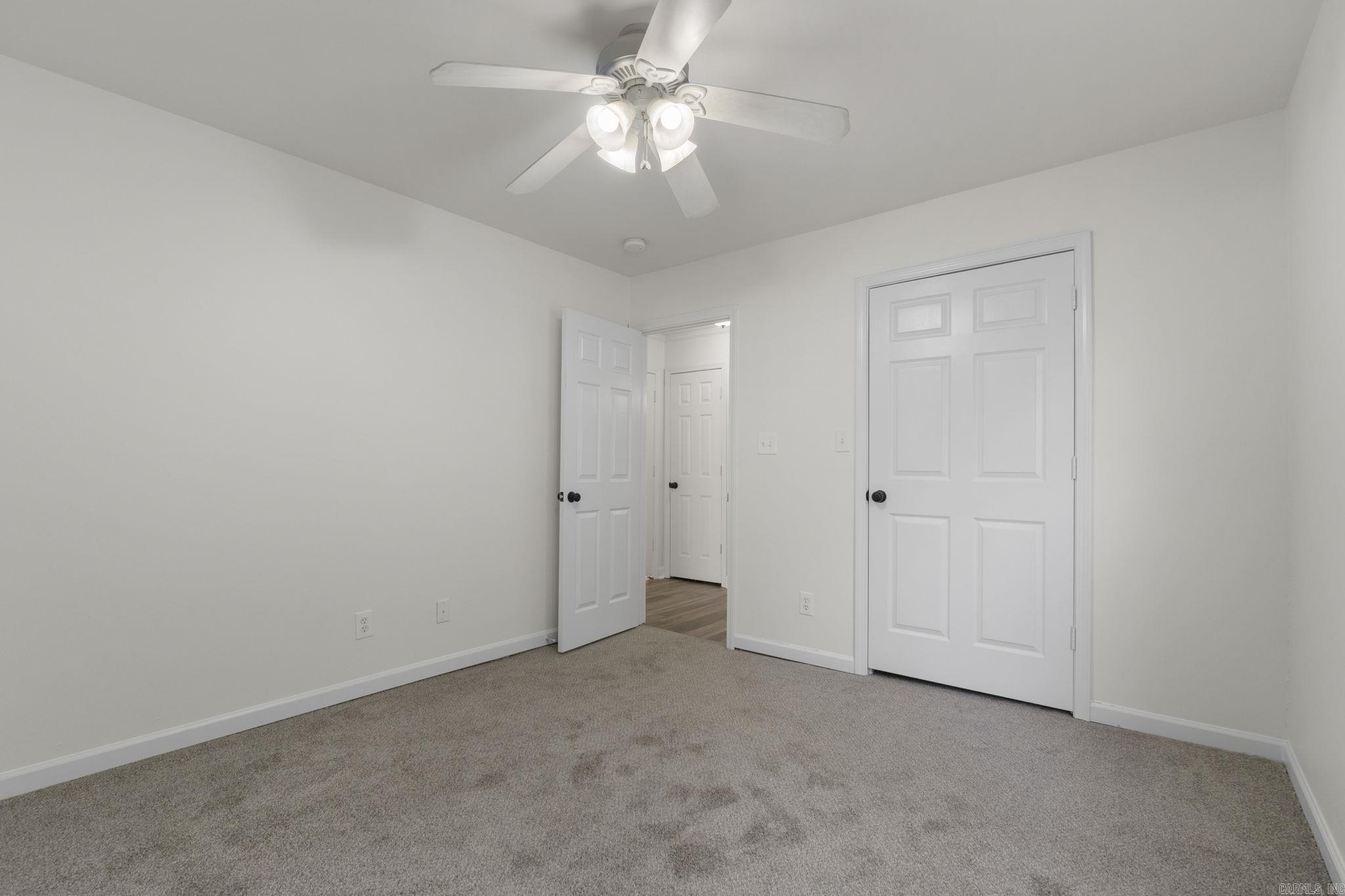 16 Perin Road Property Photo 32
