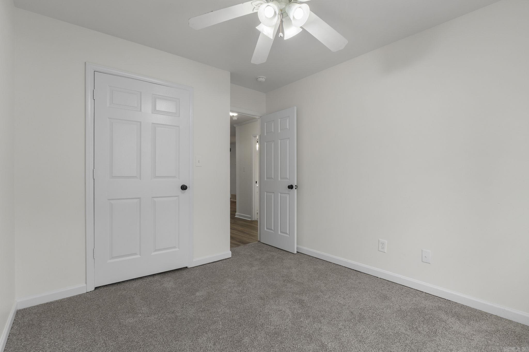 16 Perin Road Property Photo 37