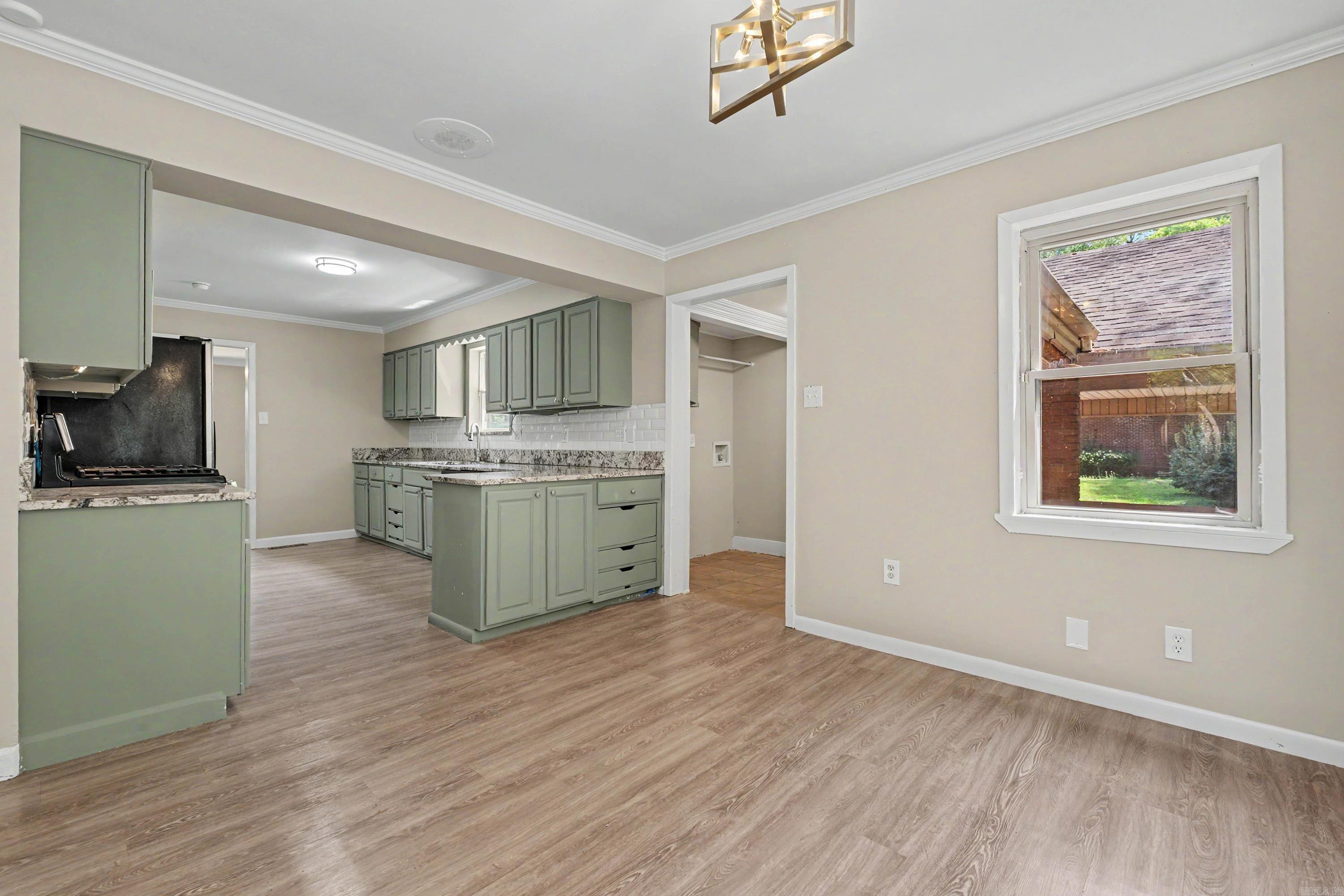 1209 Yorkshire Property Photo 19