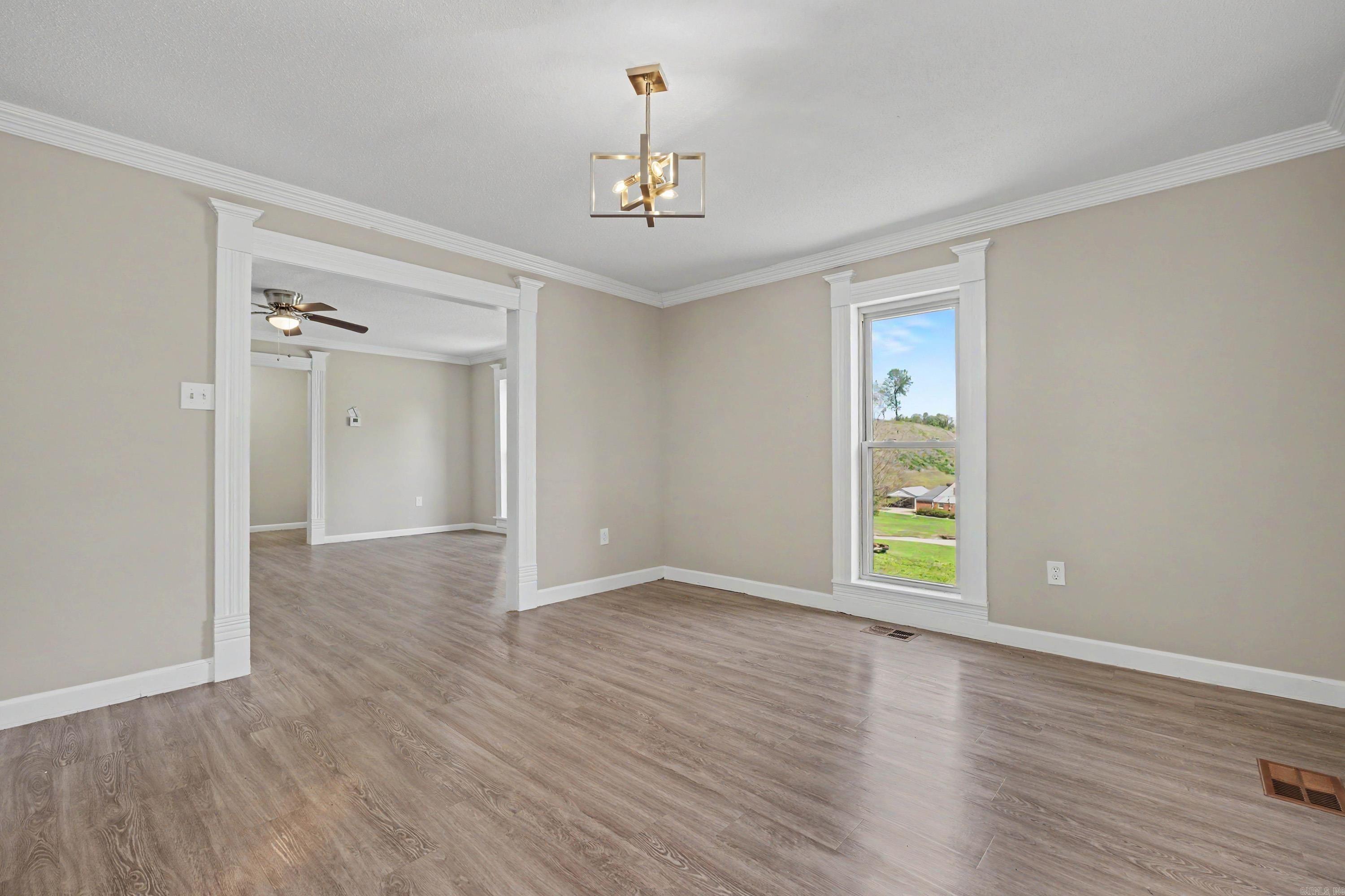 1209 Yorkshire Property Photo 26