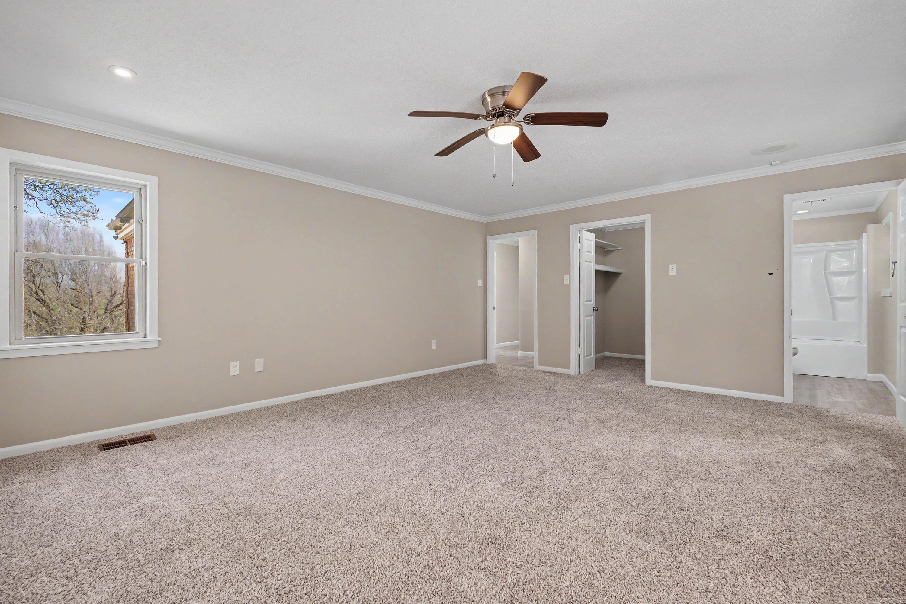 1209 Yorkshire Property Photo 31