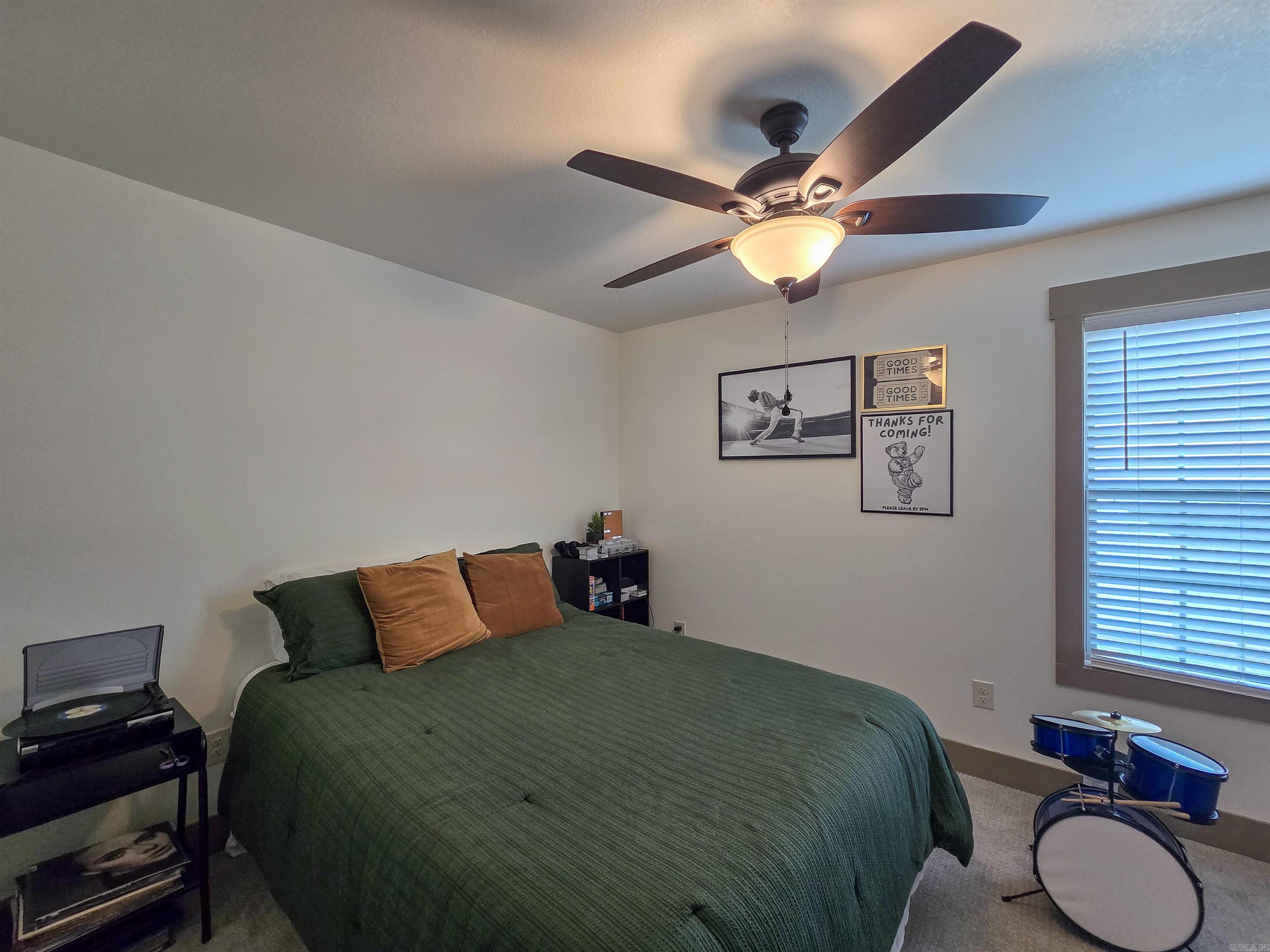 206 Home Street Property Photo 37