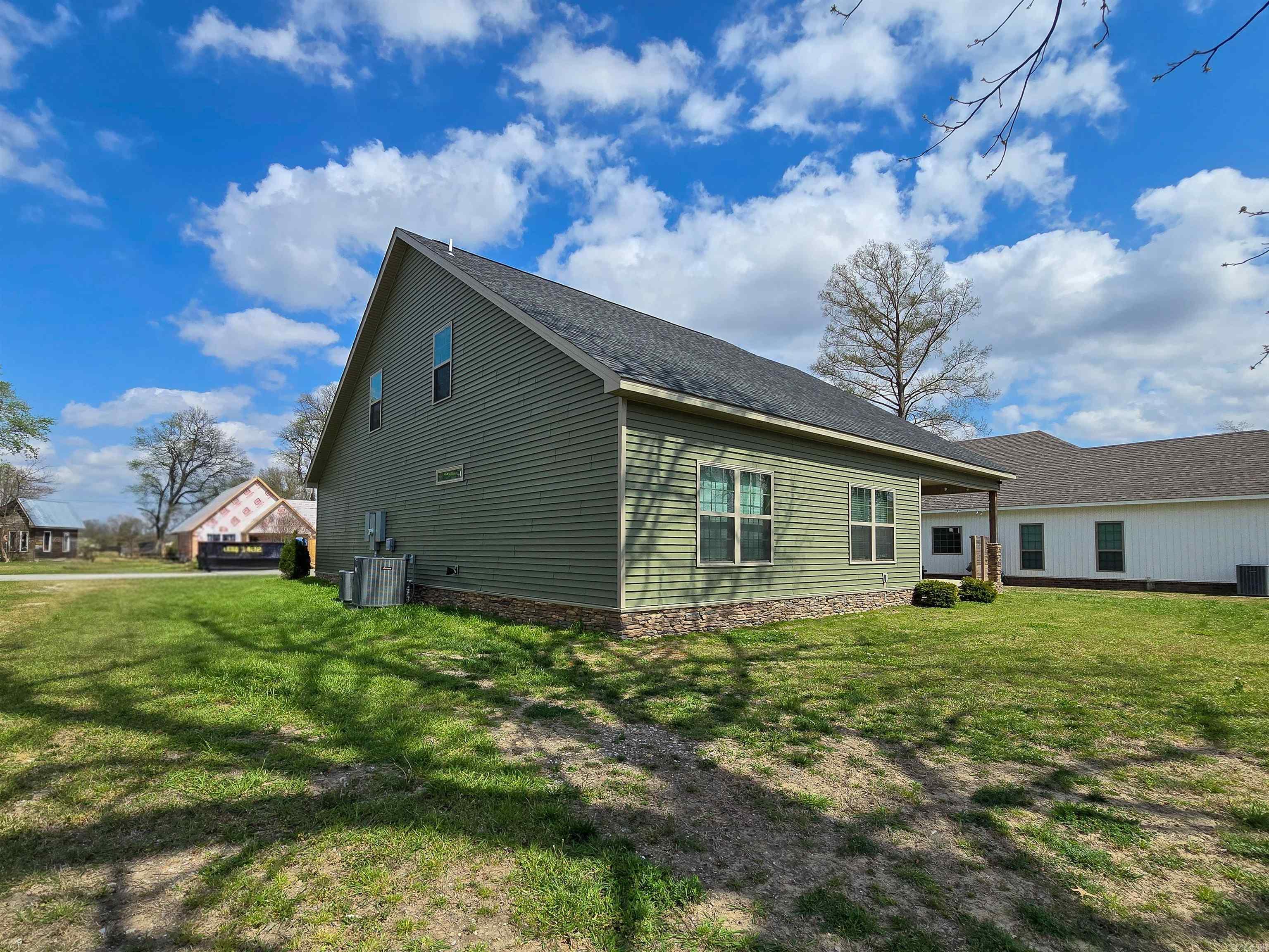 206 Home Street Property Photo 45