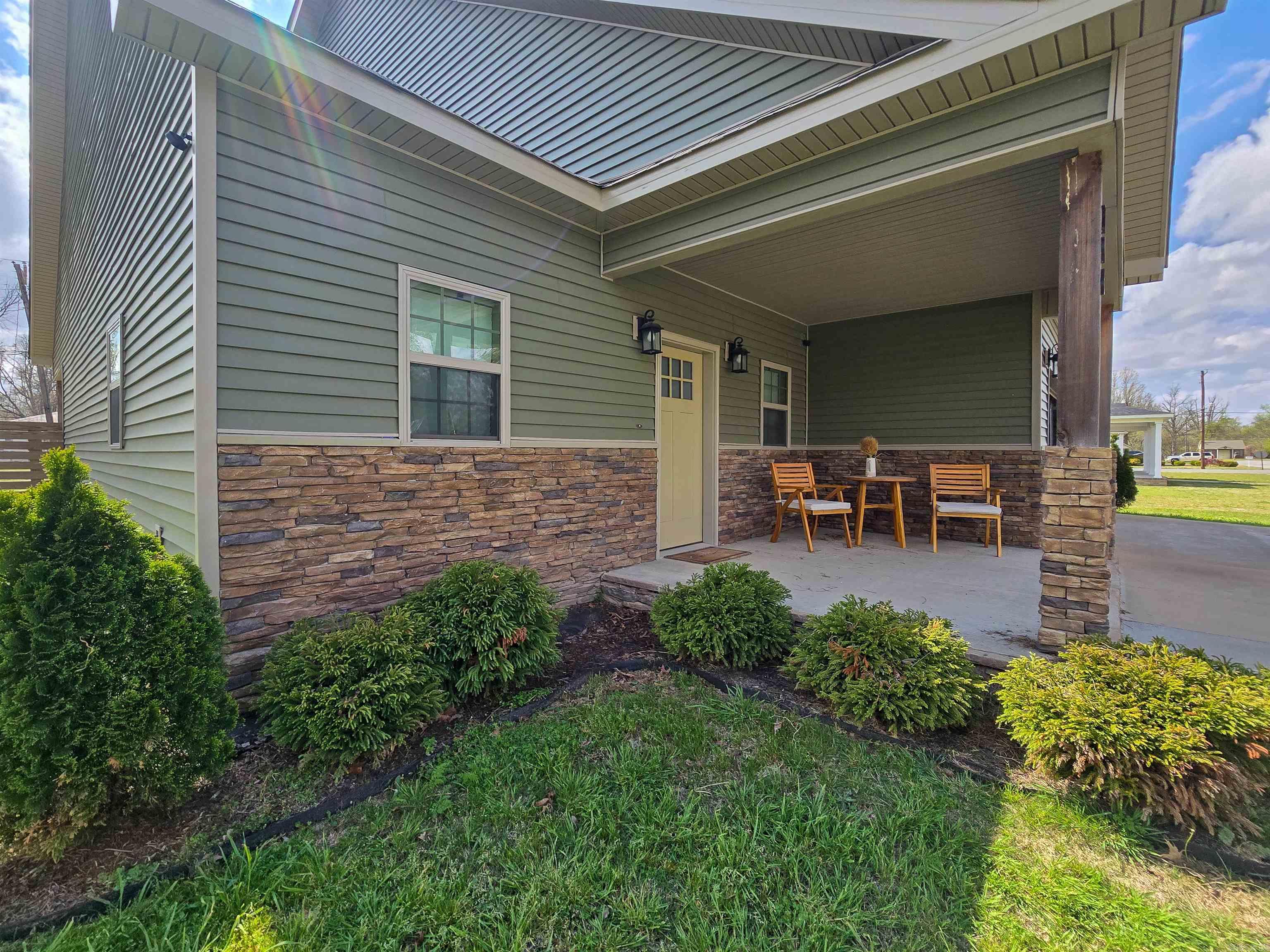 206 Home Street Property Photo 46