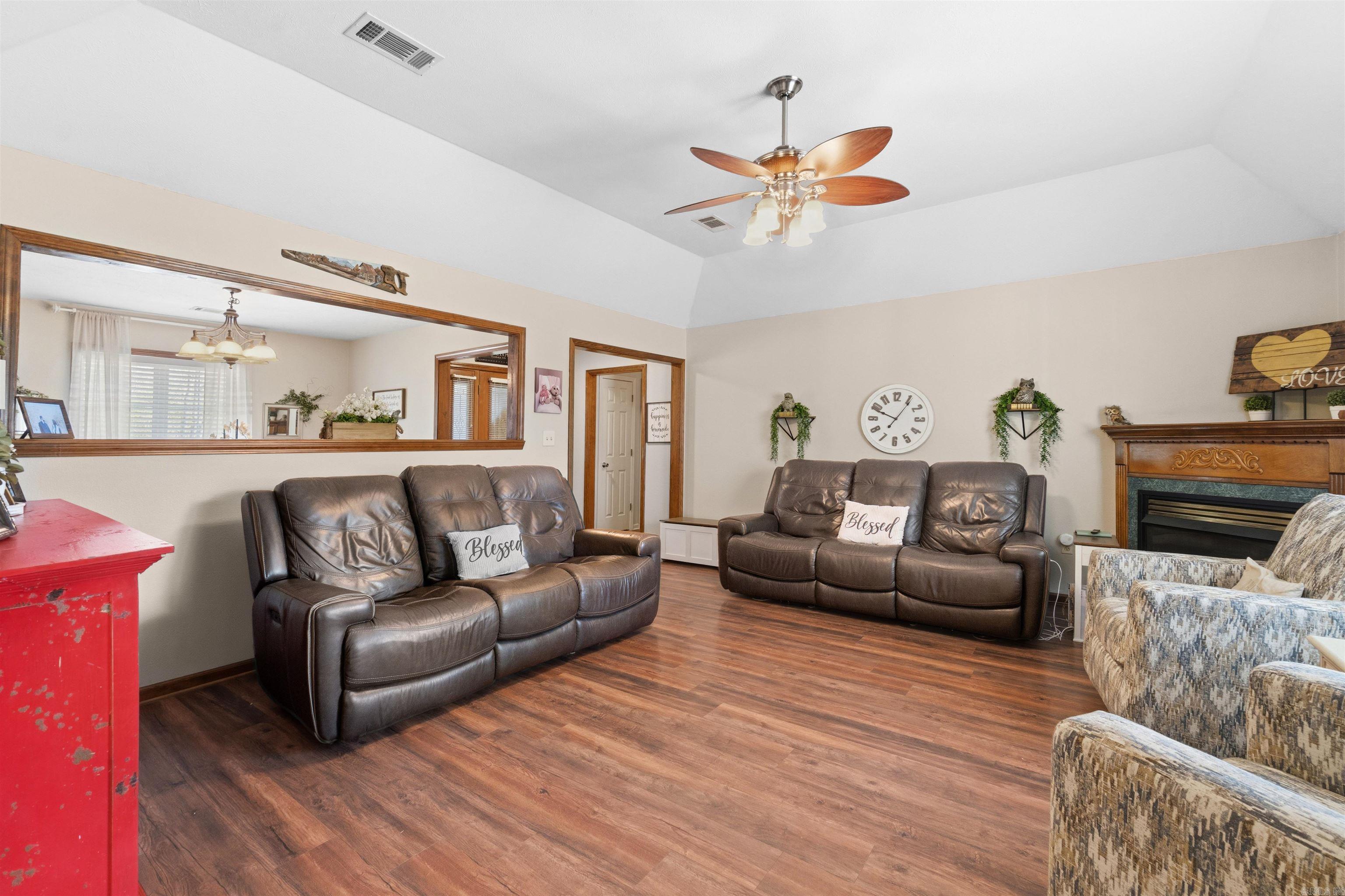 101 Casey Lane Property Photo 14