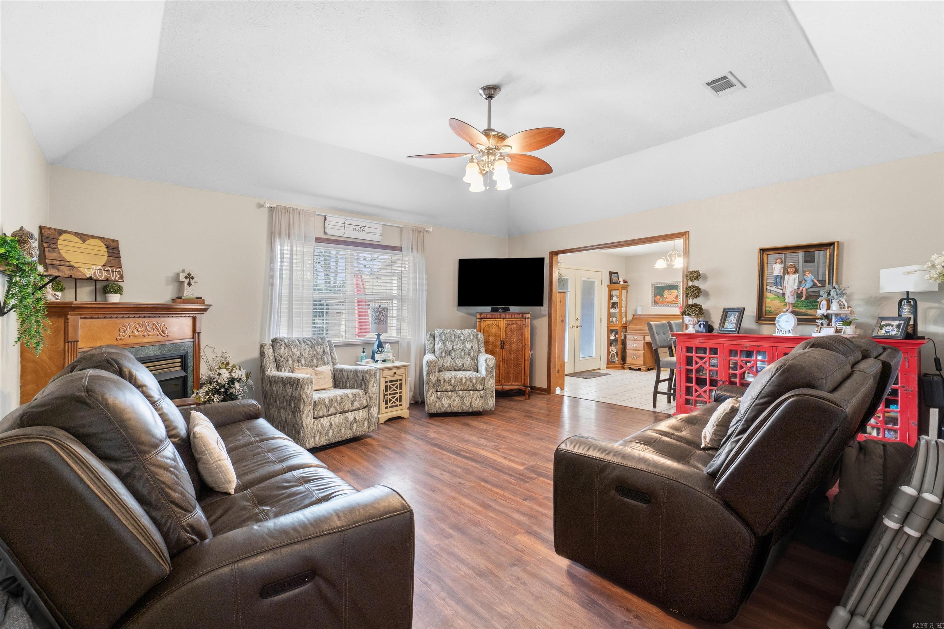 101 Casey Lane Property Photo 15