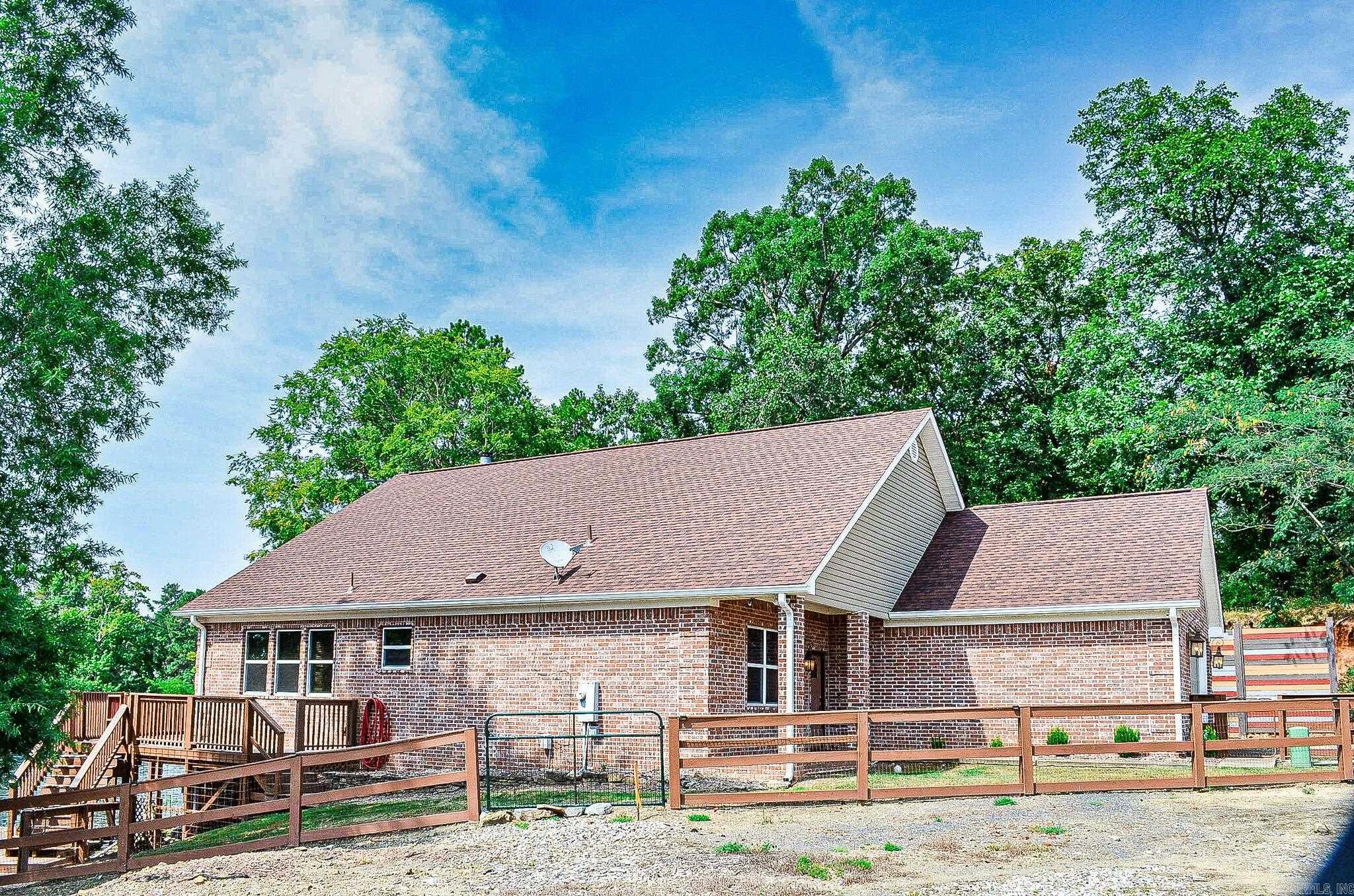 127 Brooke Moor Trail Property Photo 2