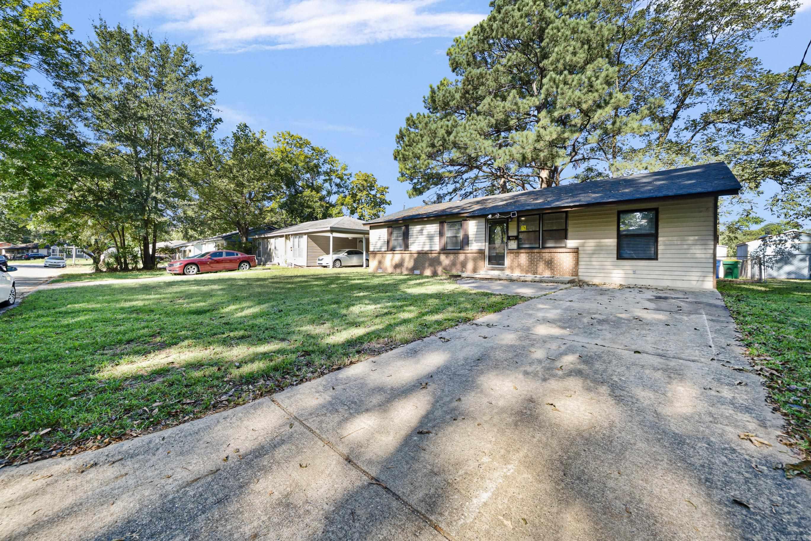 1013 Healy Street Property Photo 2