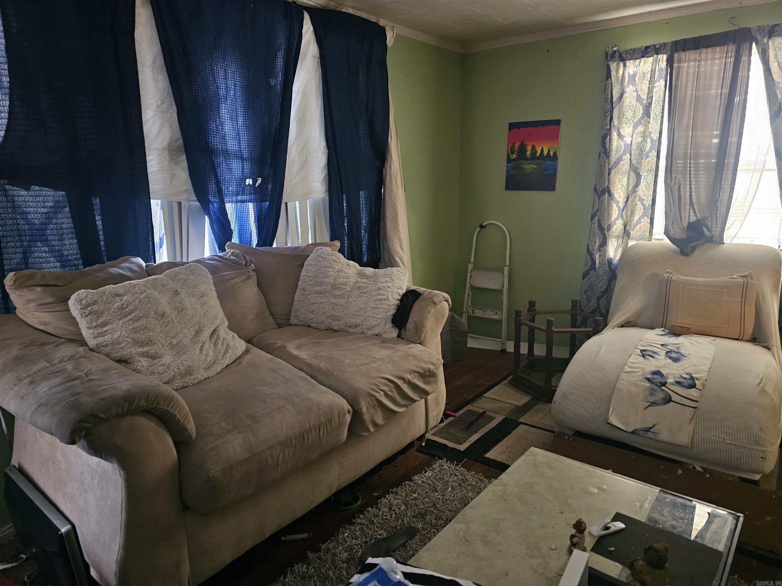 1920 Flora Street Property Photo 2