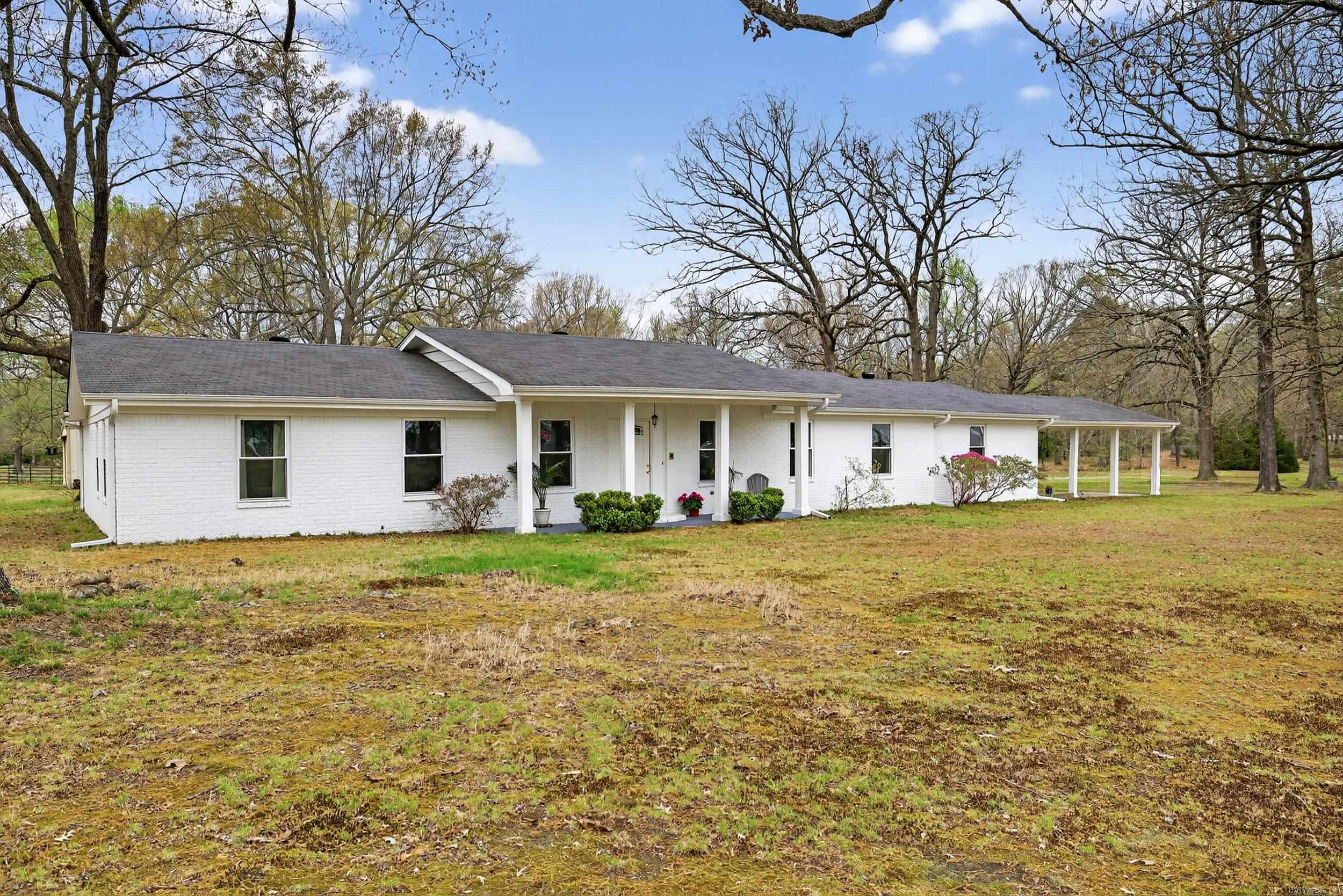 20 Old Stagecoach Road Property Photo 1