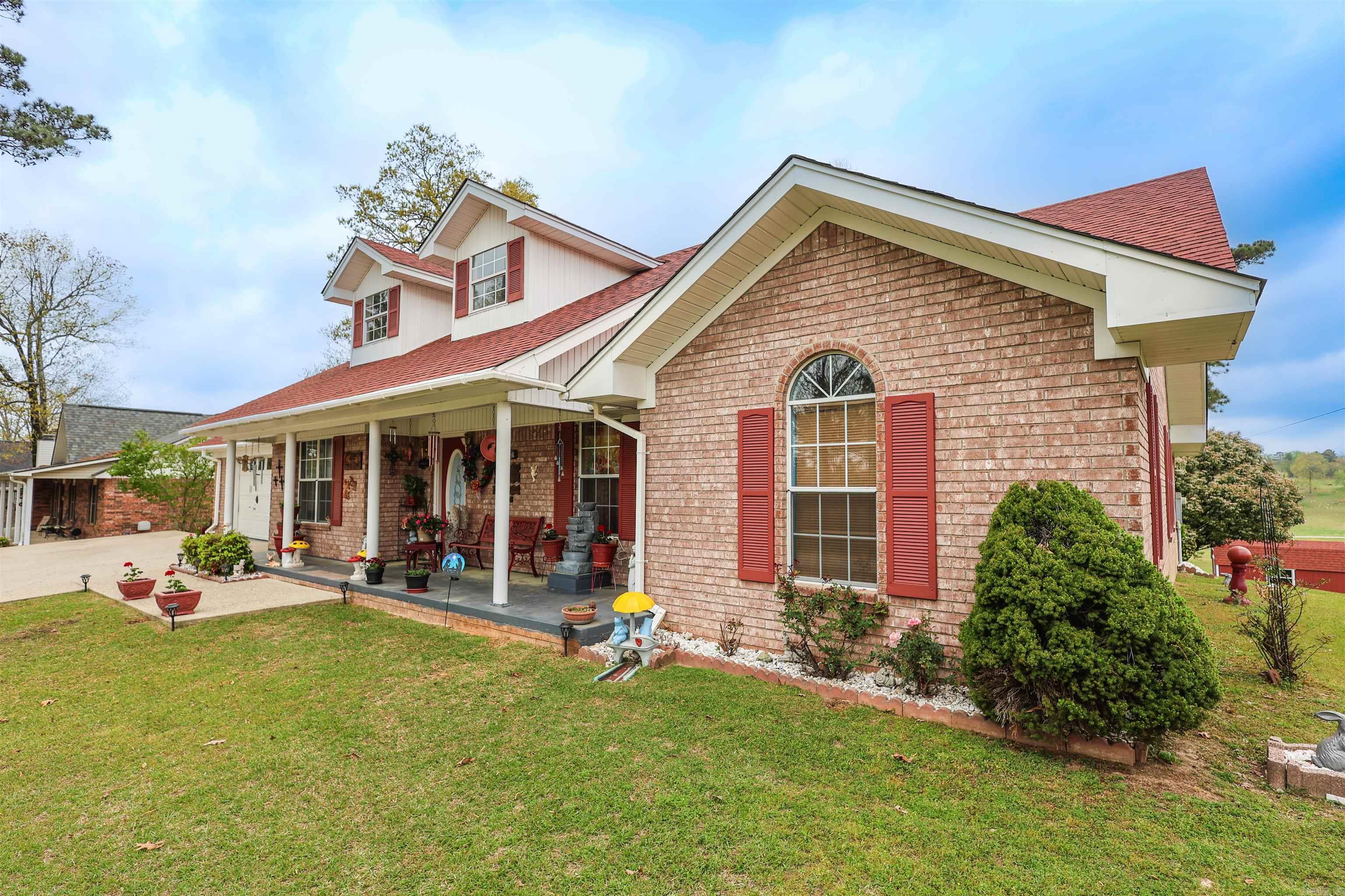 228 Perry Street Property Photo 4