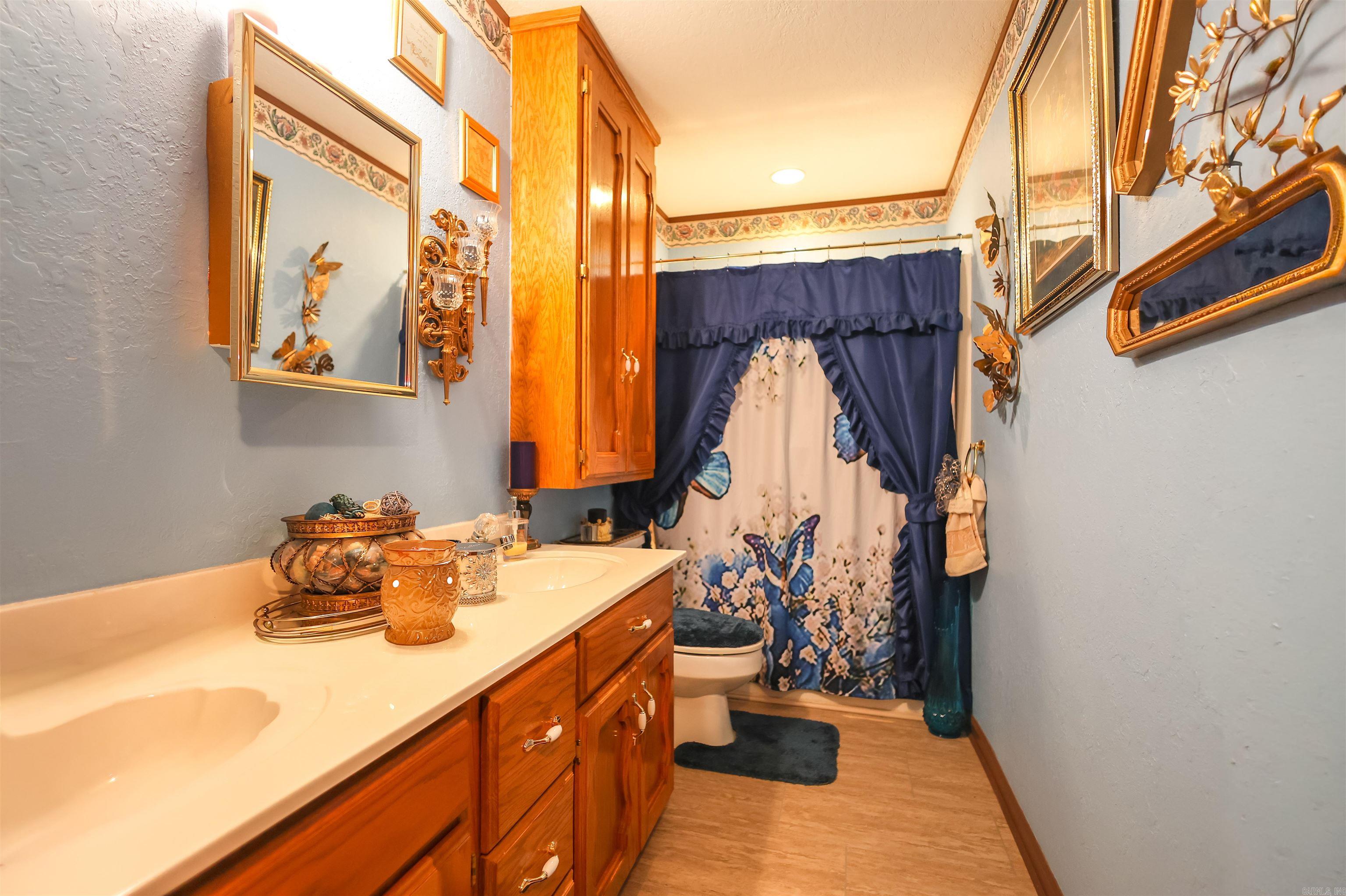 228 Perry Street Property Photo 11