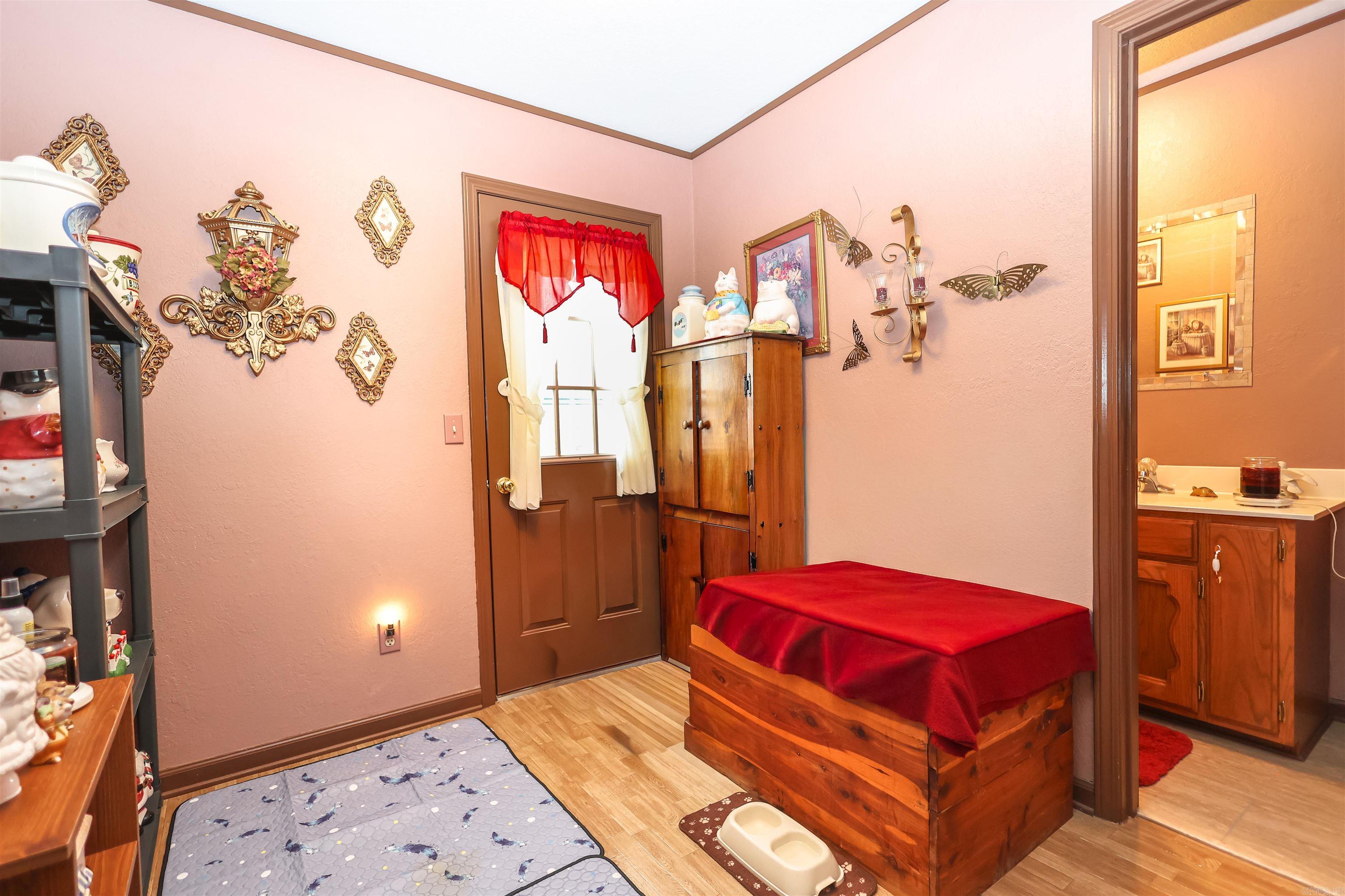 228 Perry Street Property Photo 25