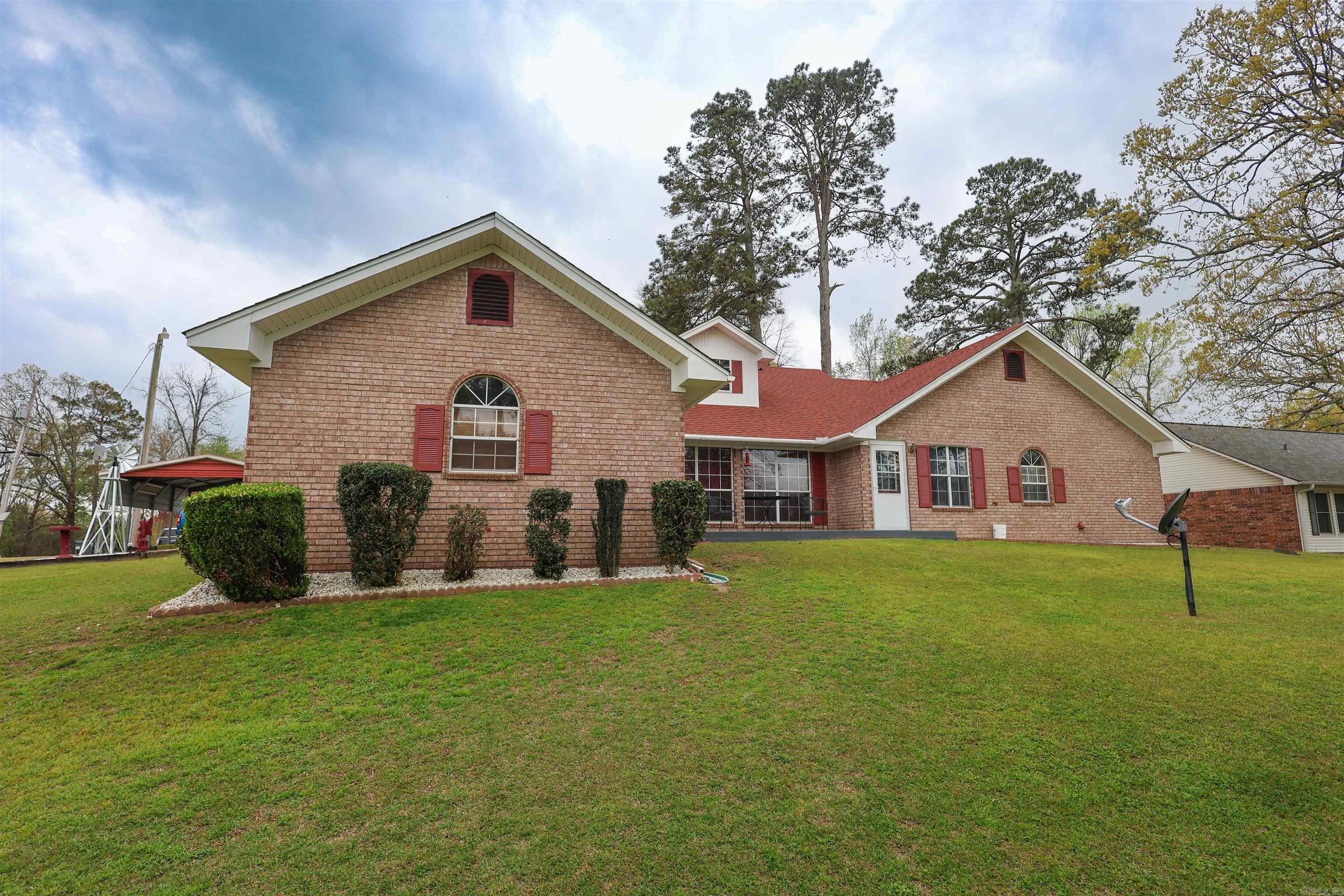 228 Perry Street Property Photo 31