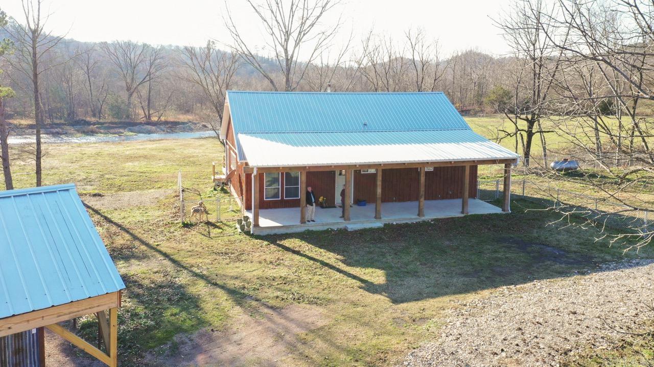 2261 Hwy 8 Property Photo 1