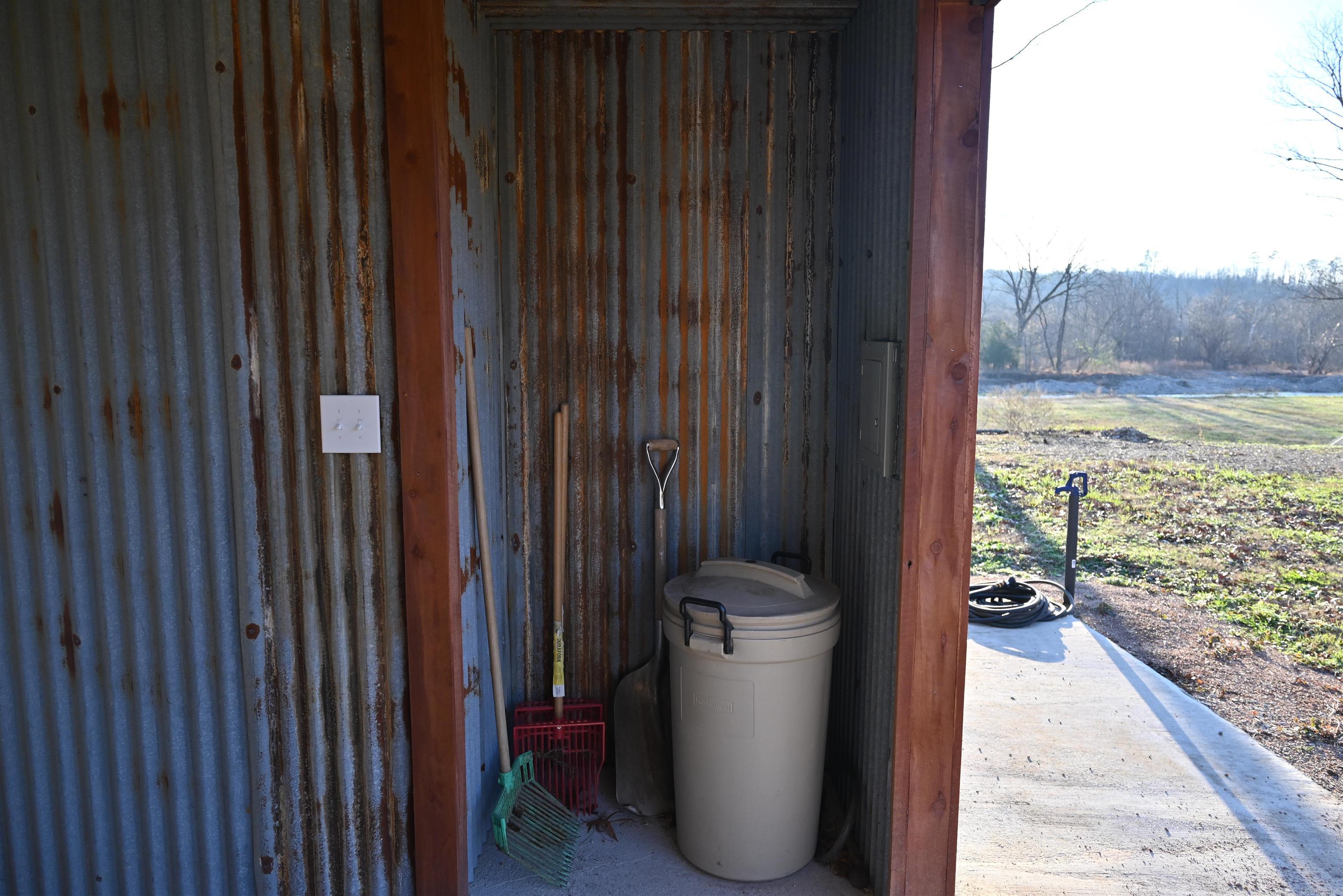 2261 Hwy 8 Property Photo 41