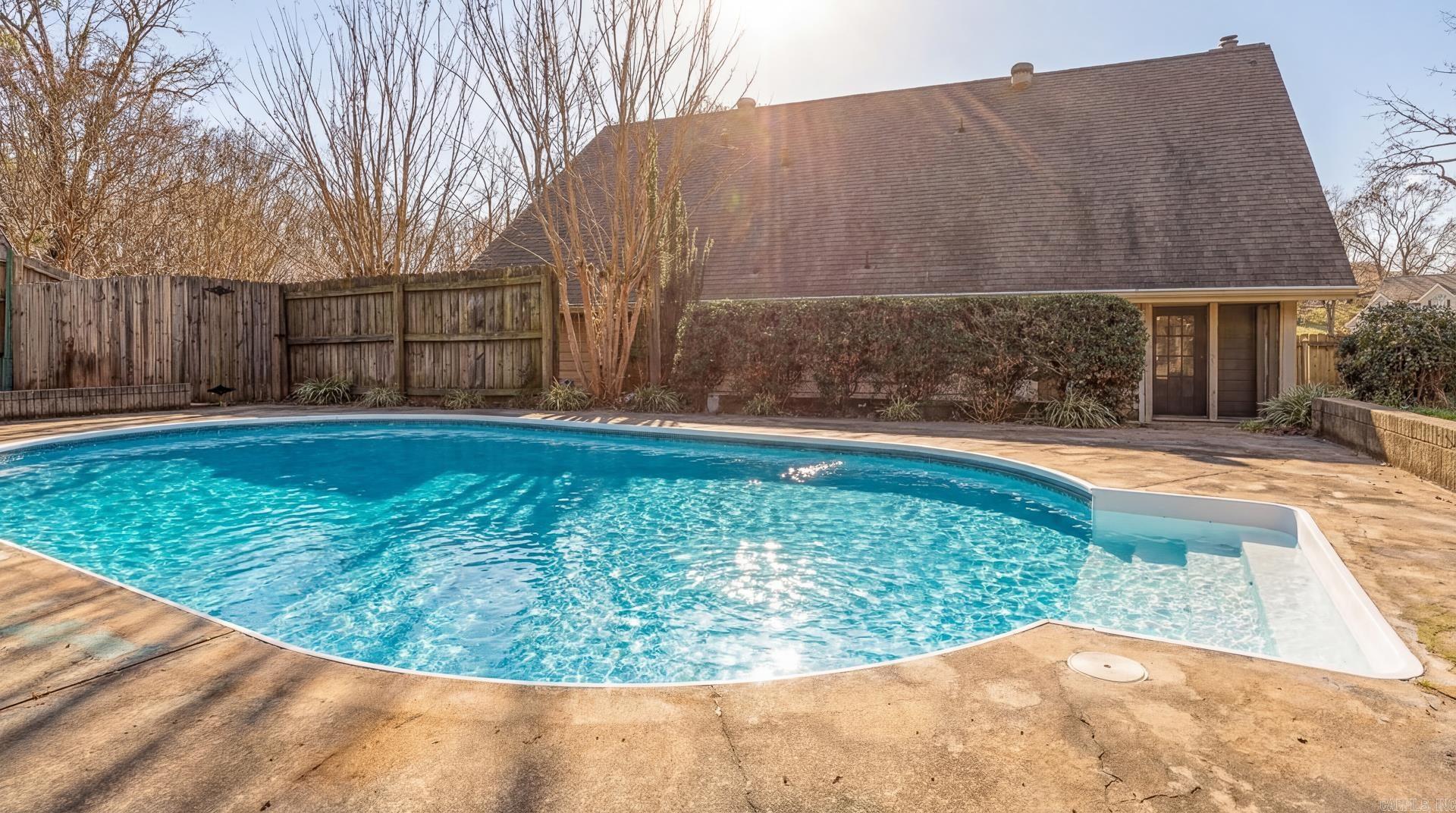 1611 Roleson Property Photo 2
