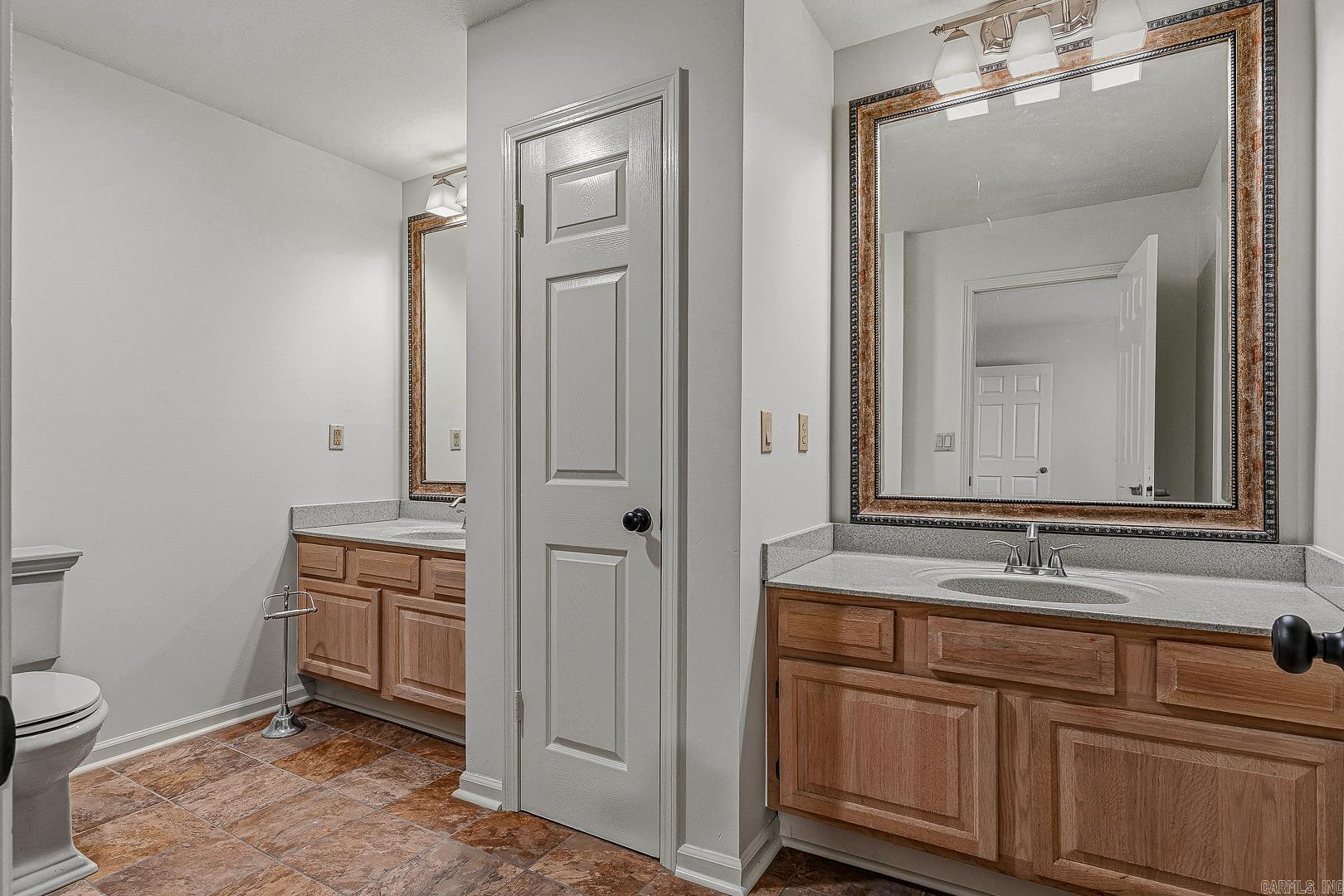 1611 Roleson Property Photo 8
