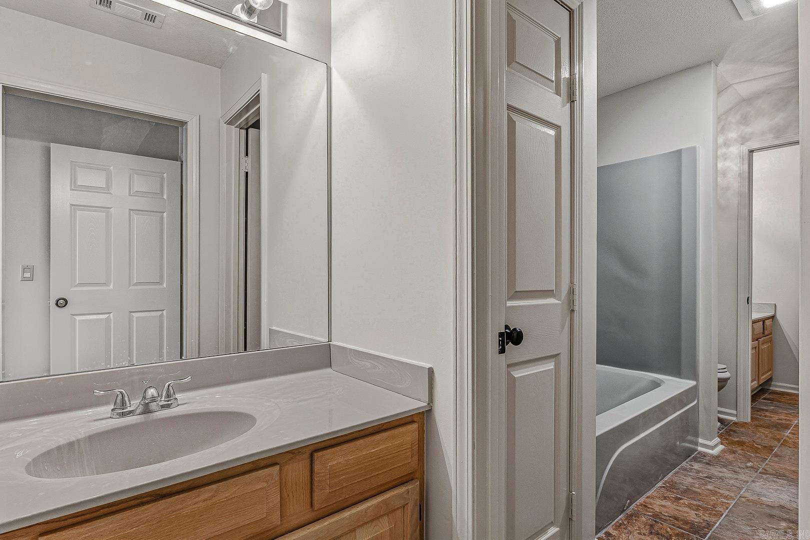 1611 Roleson Property Photo 13