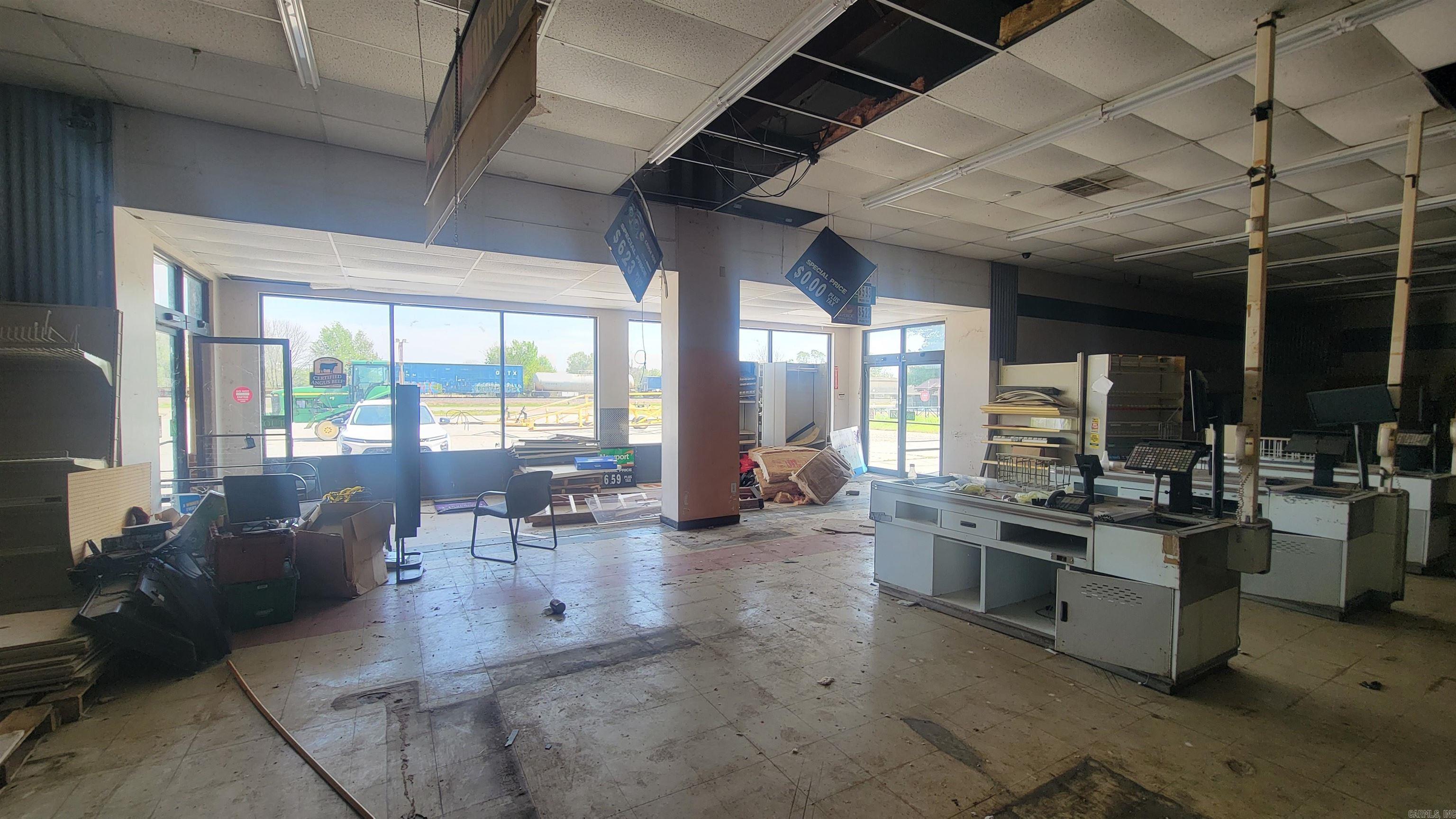 812 Highway 367 Property Photo 5