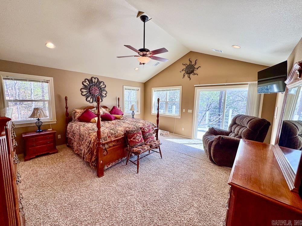 135 Wilshire Drive Property Photo 13
